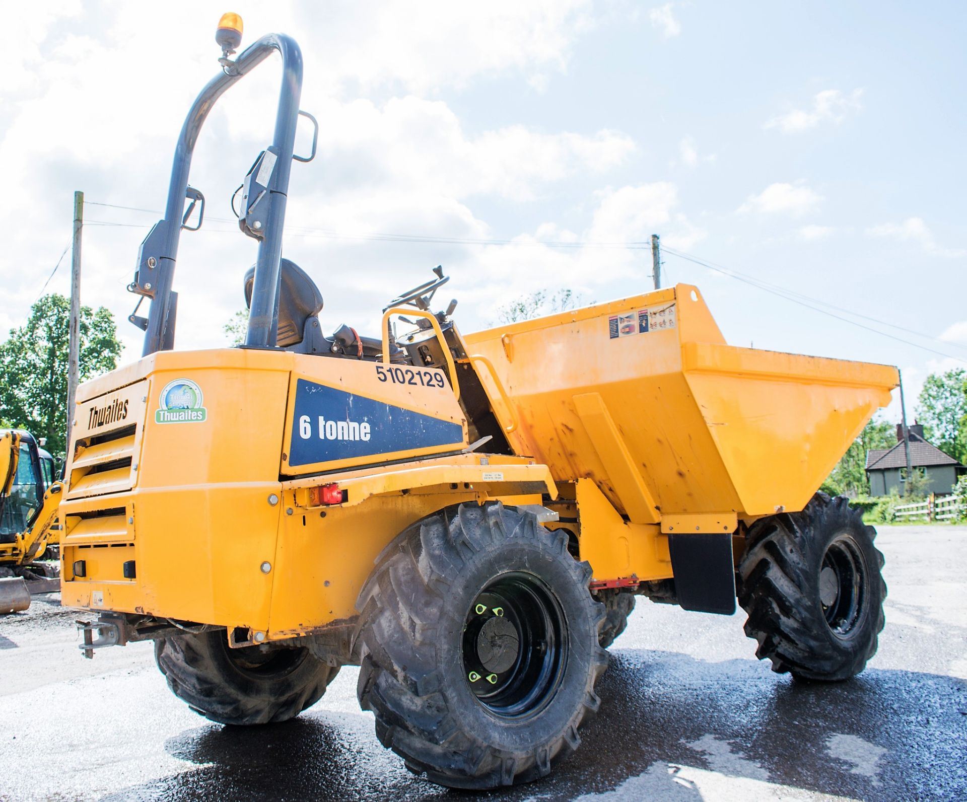 Thwaites 6 tonne straight skip dumper Year: 2014 S/N: C7297 Recorded Hours: 856 5102129 - Image 4 of 14