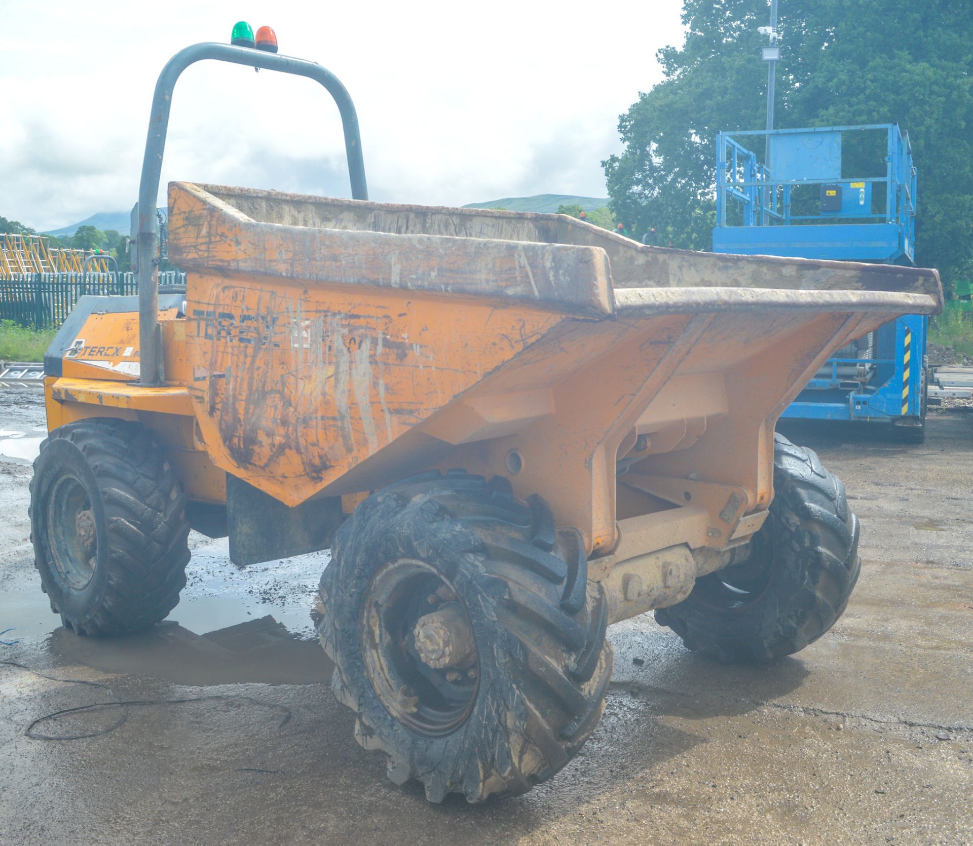 Benford Terex 6 tonne straight skip dumper Year: 2005 S/N: E504ET193 Recorded Hours: *Clock - Image 5 of 13