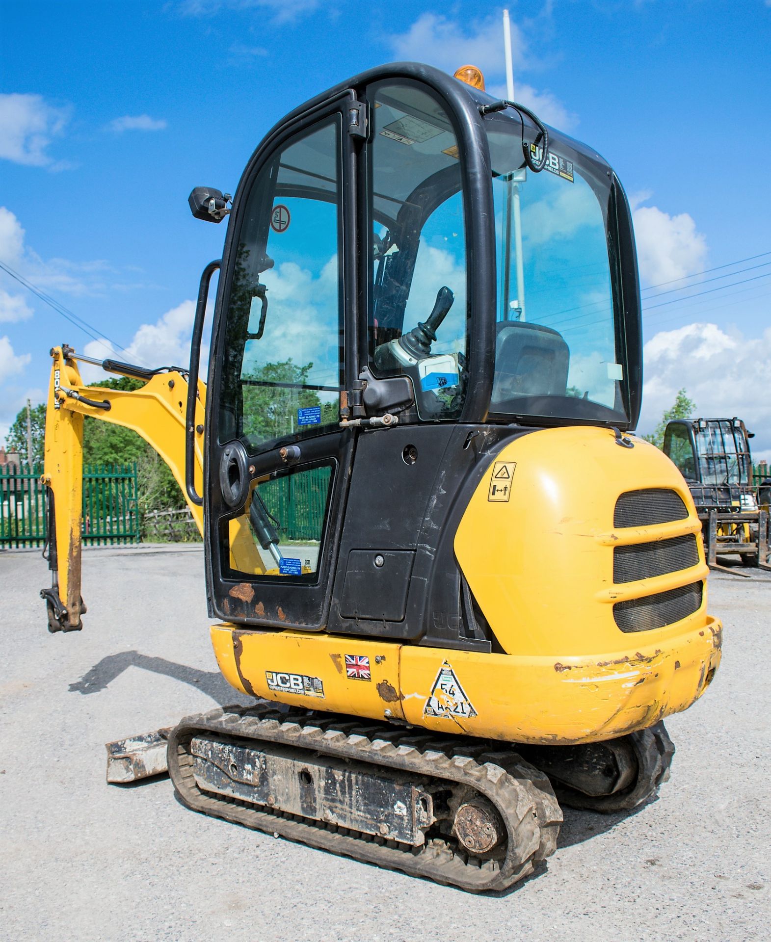 JCB 8016 CTS 1.5 tonne rubber tracked mini excavator Year: 2014 S/N: 2071575 Recorded Hours: 1971 - Image 3 of 12