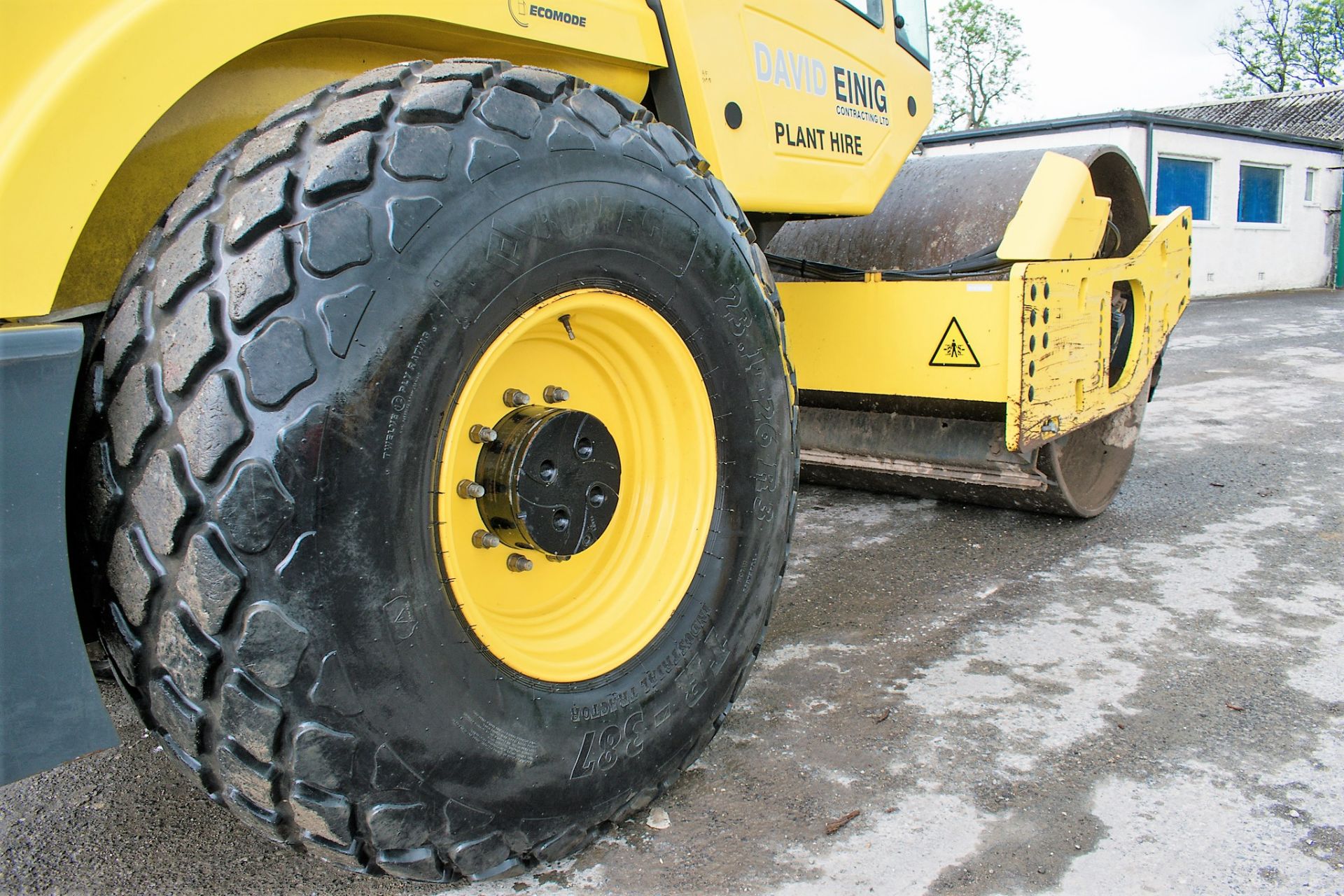 Bomag BW213 DH-4 single drum roller Year: 2014 S/N: 181054 Recorded Hours: 2594 DEC157 - Image 8 of 12