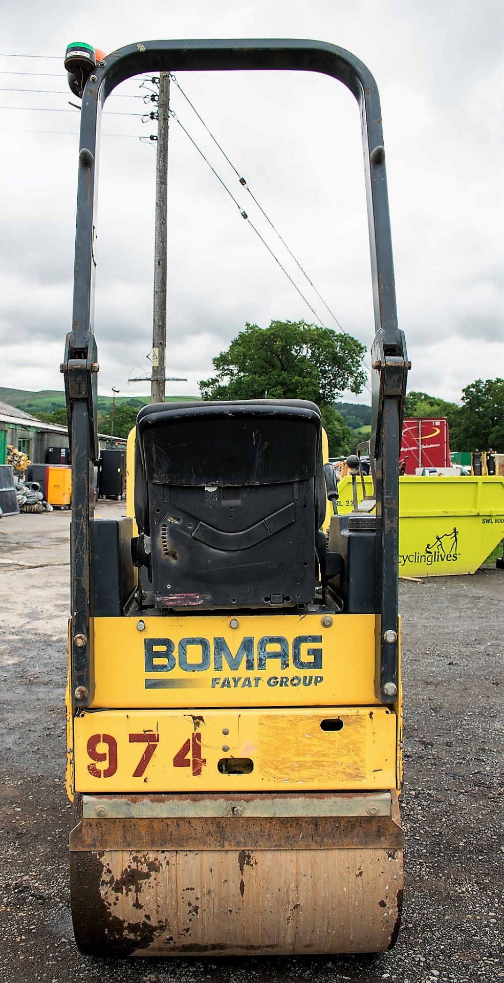 Bomag BW80 ADH-2 double drum ride on roller Year: 2007 S/N: 26894 Recorded Hours: 663 974 - Image 6 of 10