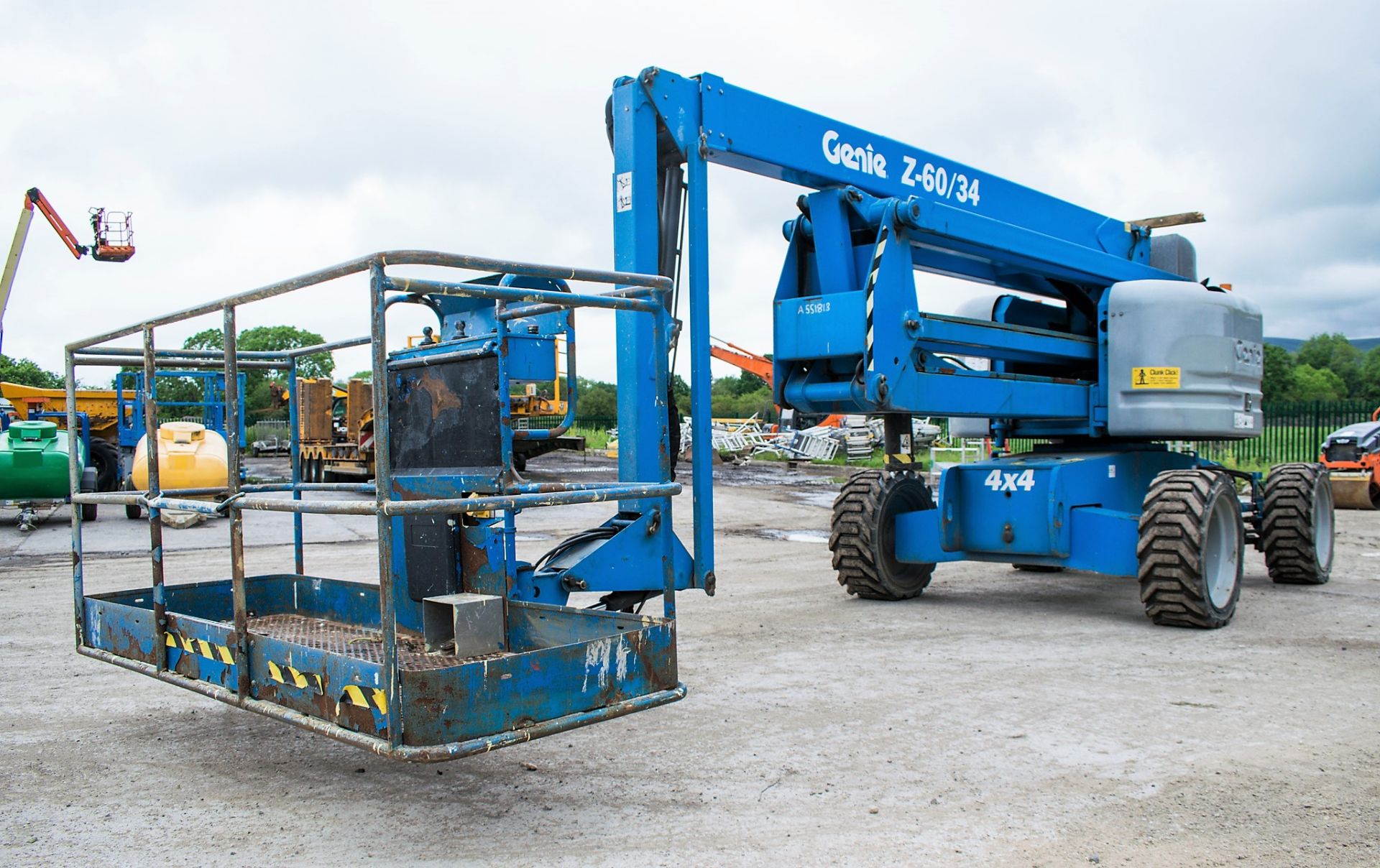 Genie Z-60-34 60 ft diesel driven 4x4 articulated boom lift access platform Year: 2011 S/N: 10173