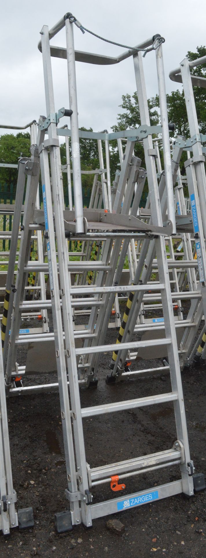 Zarges aluminium podium ladder A844592 - Image 2 of 2