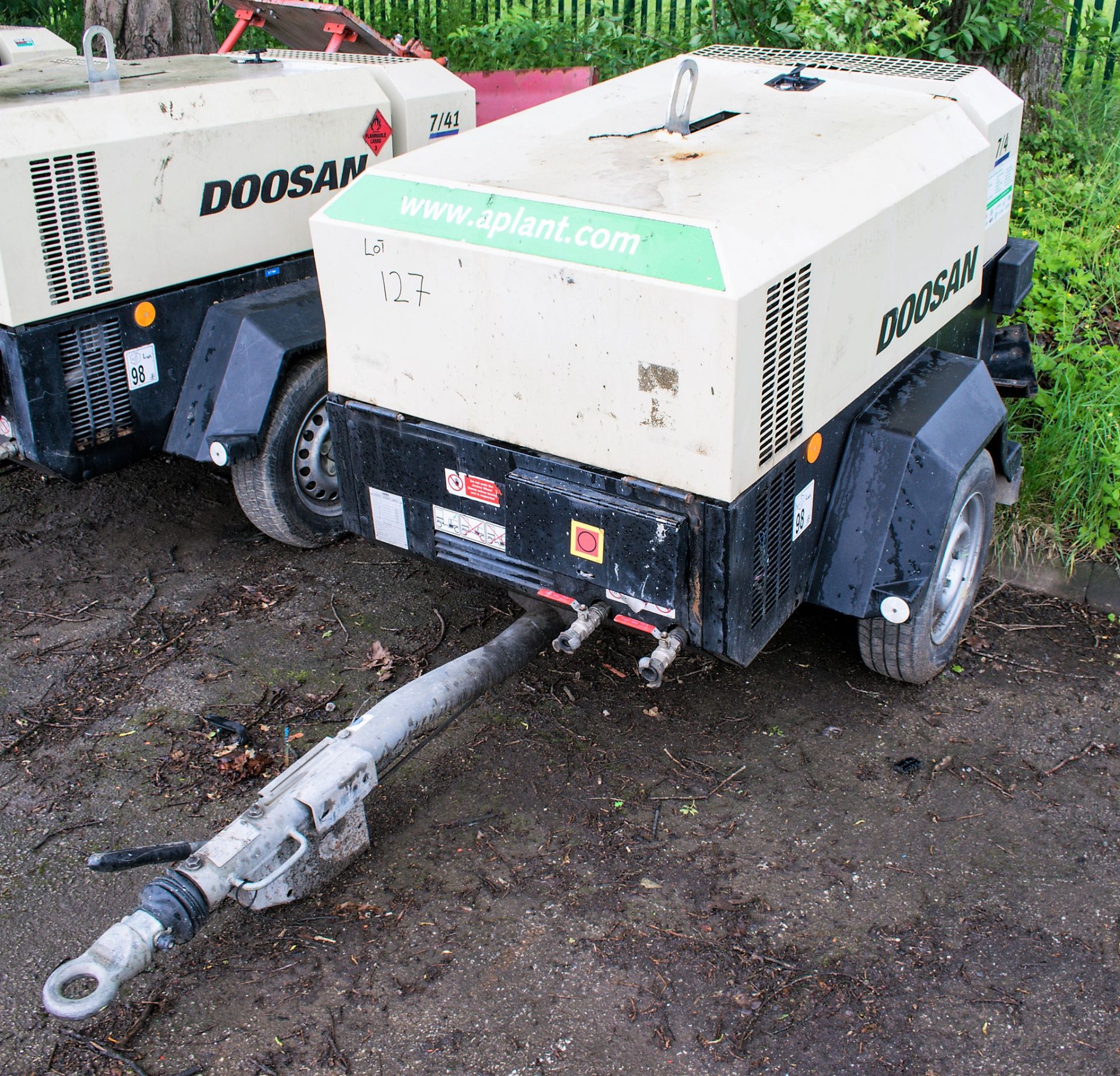 Doosan 7/41 diesel driven mobile air compressor Year: 2016 S/N: GY434182 Recorded Hours: 245