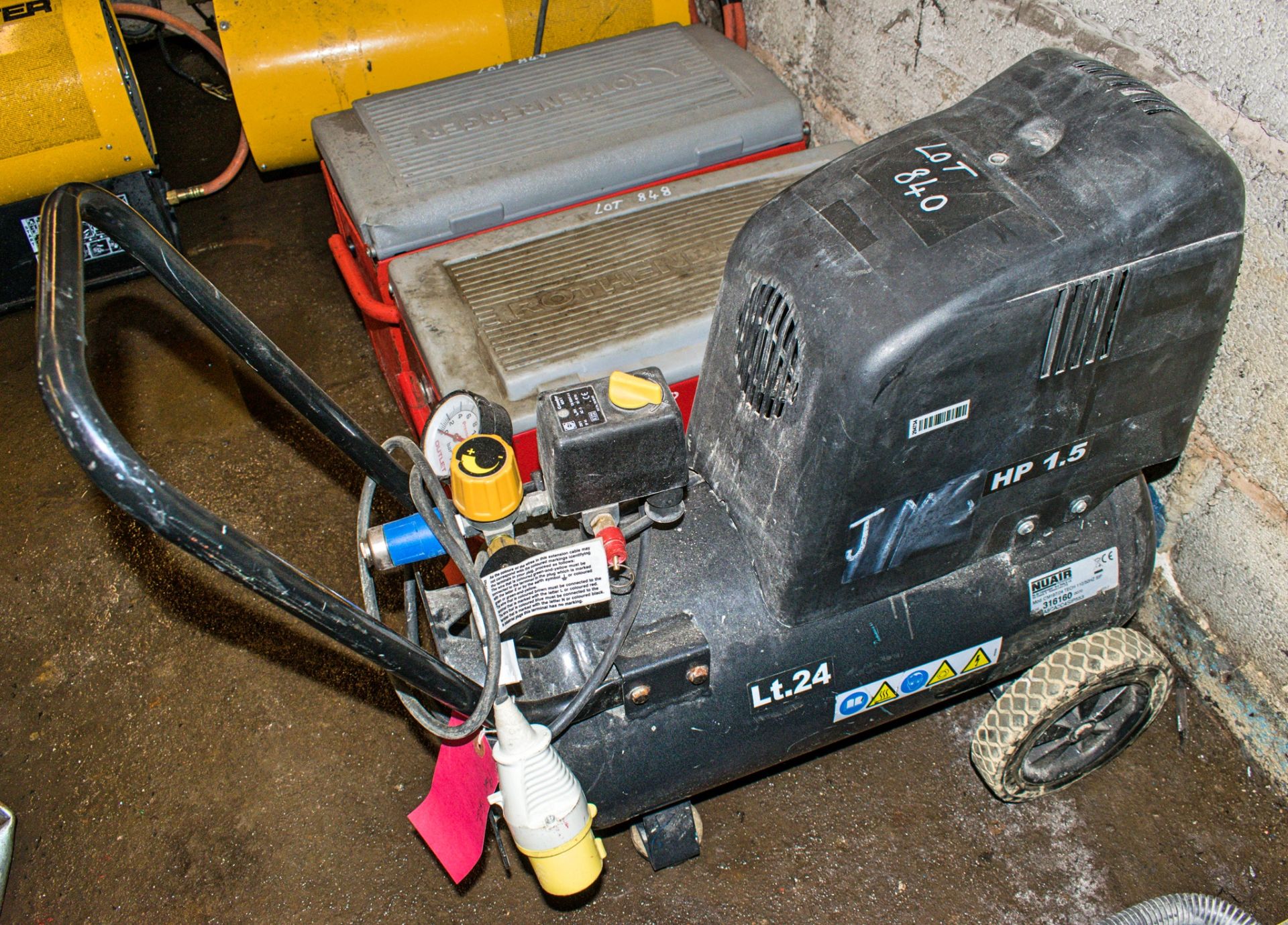 Nu Air 110v air compressor