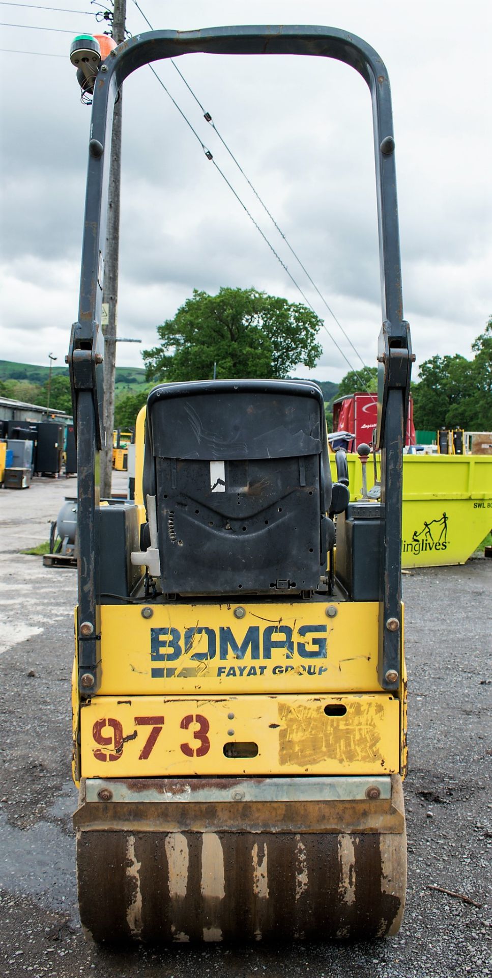 Bomag BW80 ADH-2 double drum ride on roller Year: 2007 S/N: 26891 Recorded Hours: 979 973 - Image 6 of 10