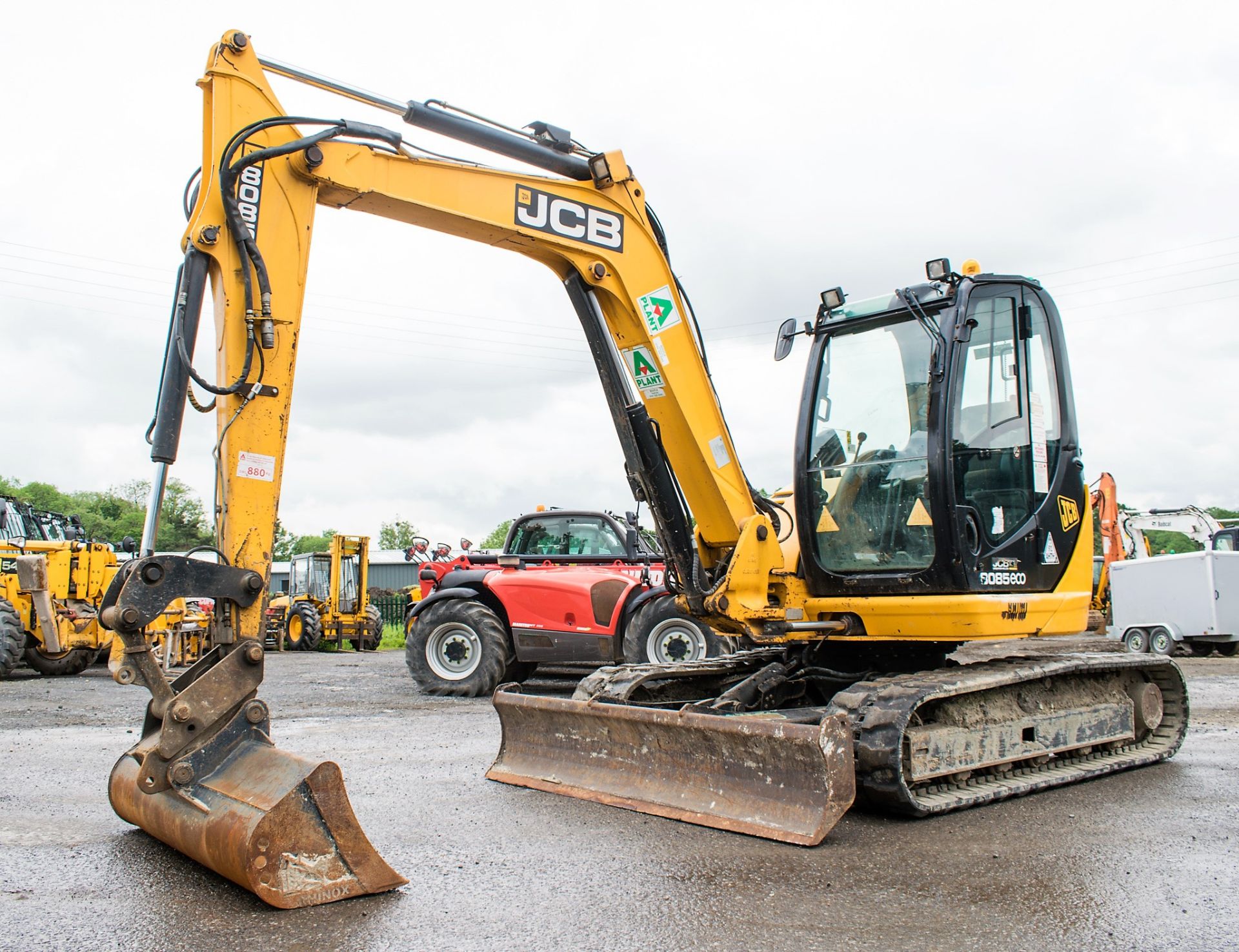 JCB 8085 ECO 8.5 tonne rubber tracked excavator Year: 2013 S/N: 1073067 Recorded Hours: 2912