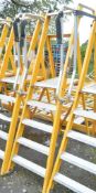5 tread glass fibre framed step ladder 12208