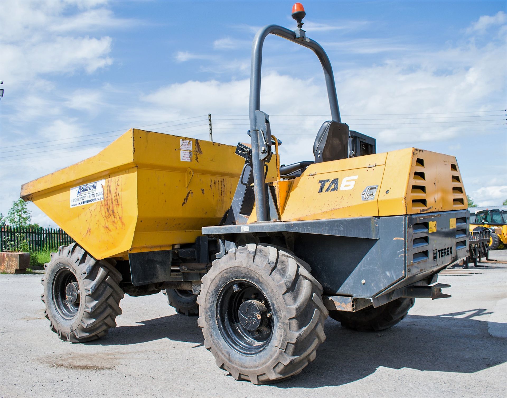 Terex TA6 6 tonne straight skip dumper Year: 2011 S/N: DP0EB1MS2181 Recorded Hours: 2977 D97 - Image 3 of 15