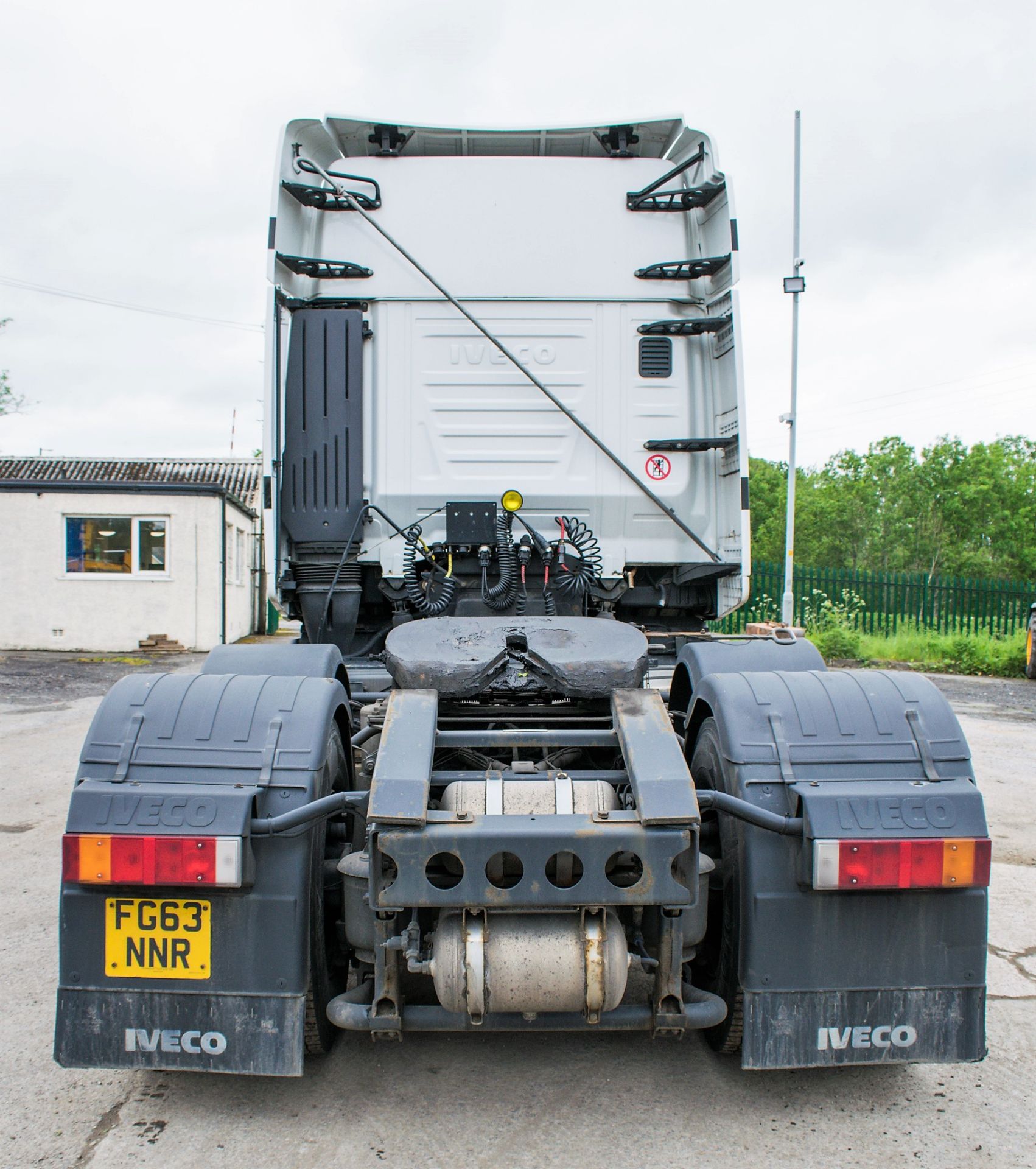 Iveco 450 EEV 6 wheel tractor unit Registration Number: FG63 NNR Date of Registration: 15/11/2013 - Image 6 of 13