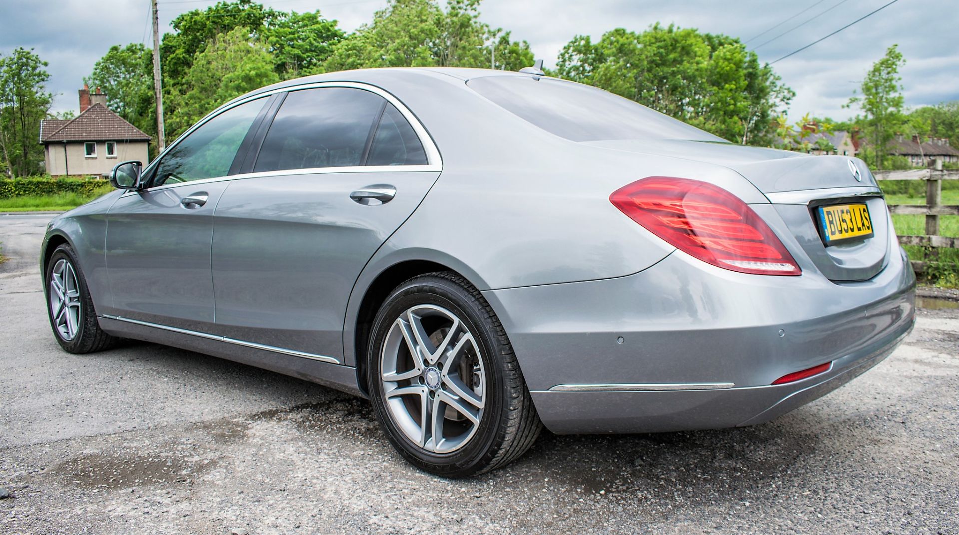 Mercedes Benz S350 L SE Line Bluetec 4 door automatic saloon car Registration Number: BU53 LAS - Image 3 of 16