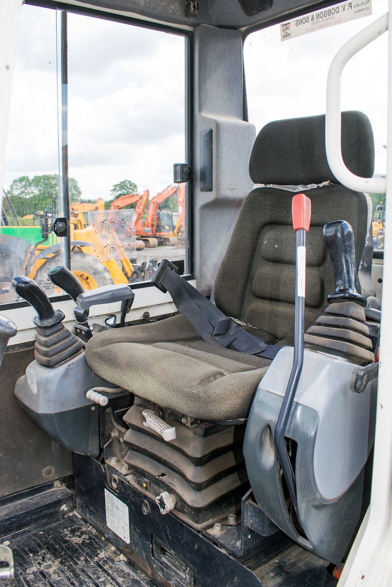 Kubota KX61-3 2.6 tonne rubber tacked mini excavator Year: 2012 S/N: 79095 Recorded Hours: 3287 - Image 12 of 12