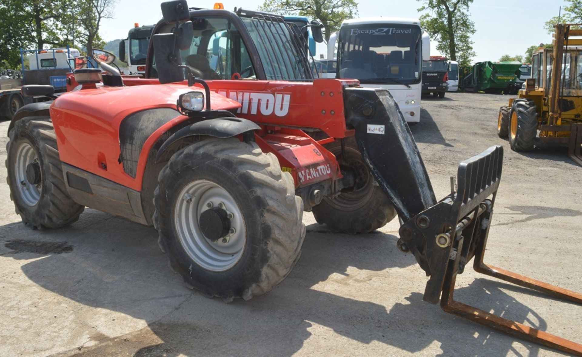 Manitou MT732 7 metre telescopic handler  Year: 2014 S/N: 939675 Recorded Hours 2020 c/w joystick - Image 2 of 19