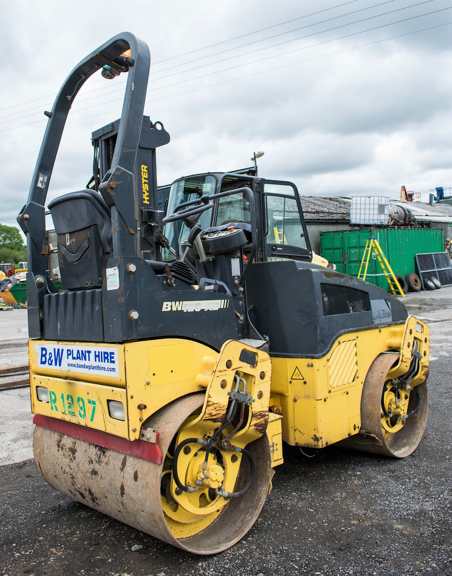 Bomag BW120 AD-4 double drum ride on roller Year: 2006 S/N: 23729 Recorded Hours: 1168 R1297 - Image 3 of 10