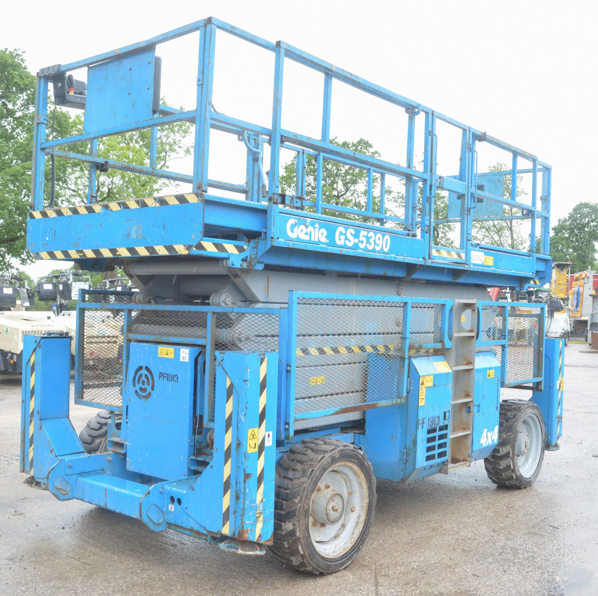 Genie GS 5390 4 wheel drive diesel driven scissor lift - Image 6 of 12