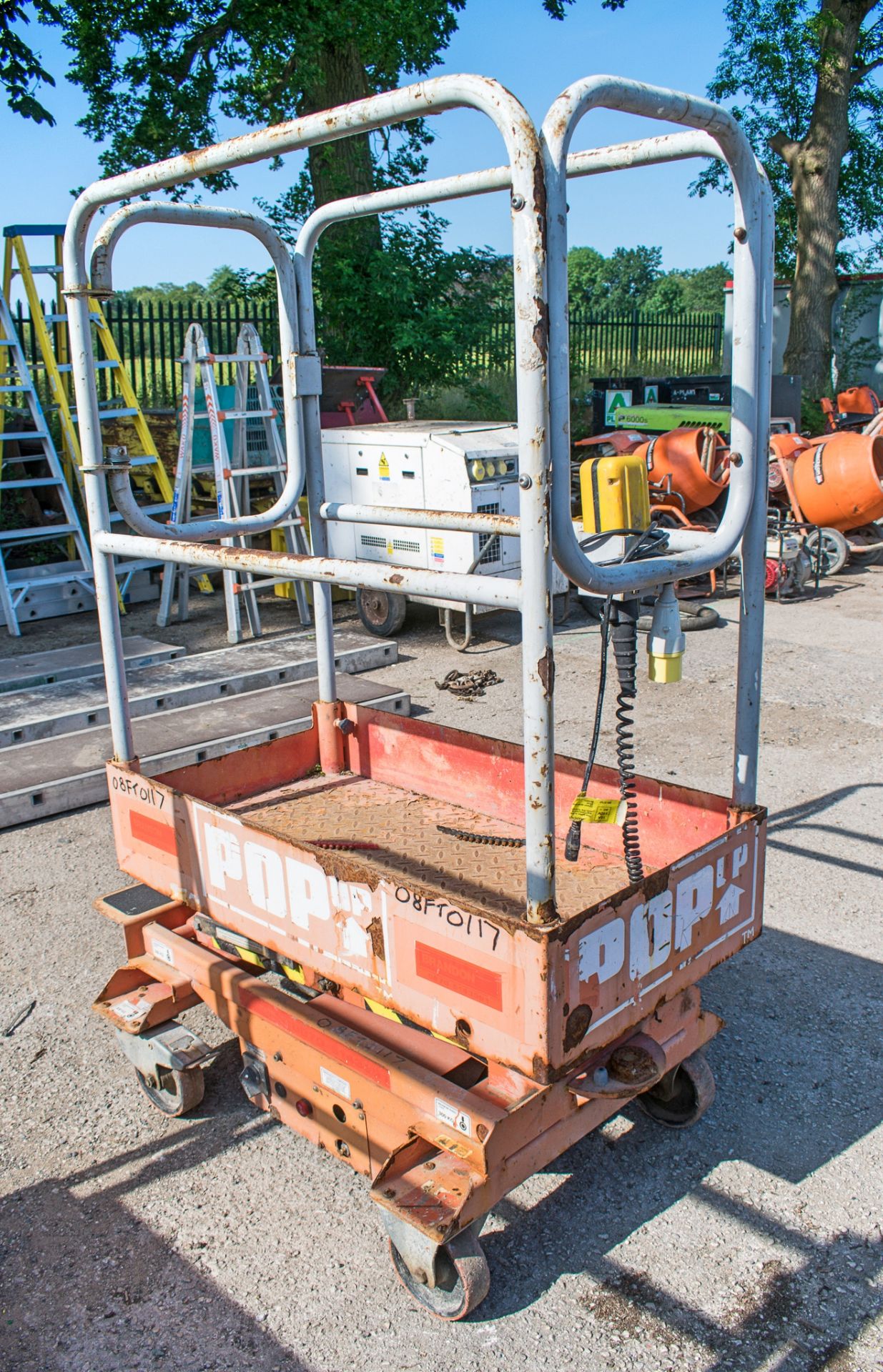 Pop-Up battery electric mobile scissor lift 08FT0117 - Image 2 of 2