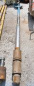 Pneumatic pole scabbler UNC