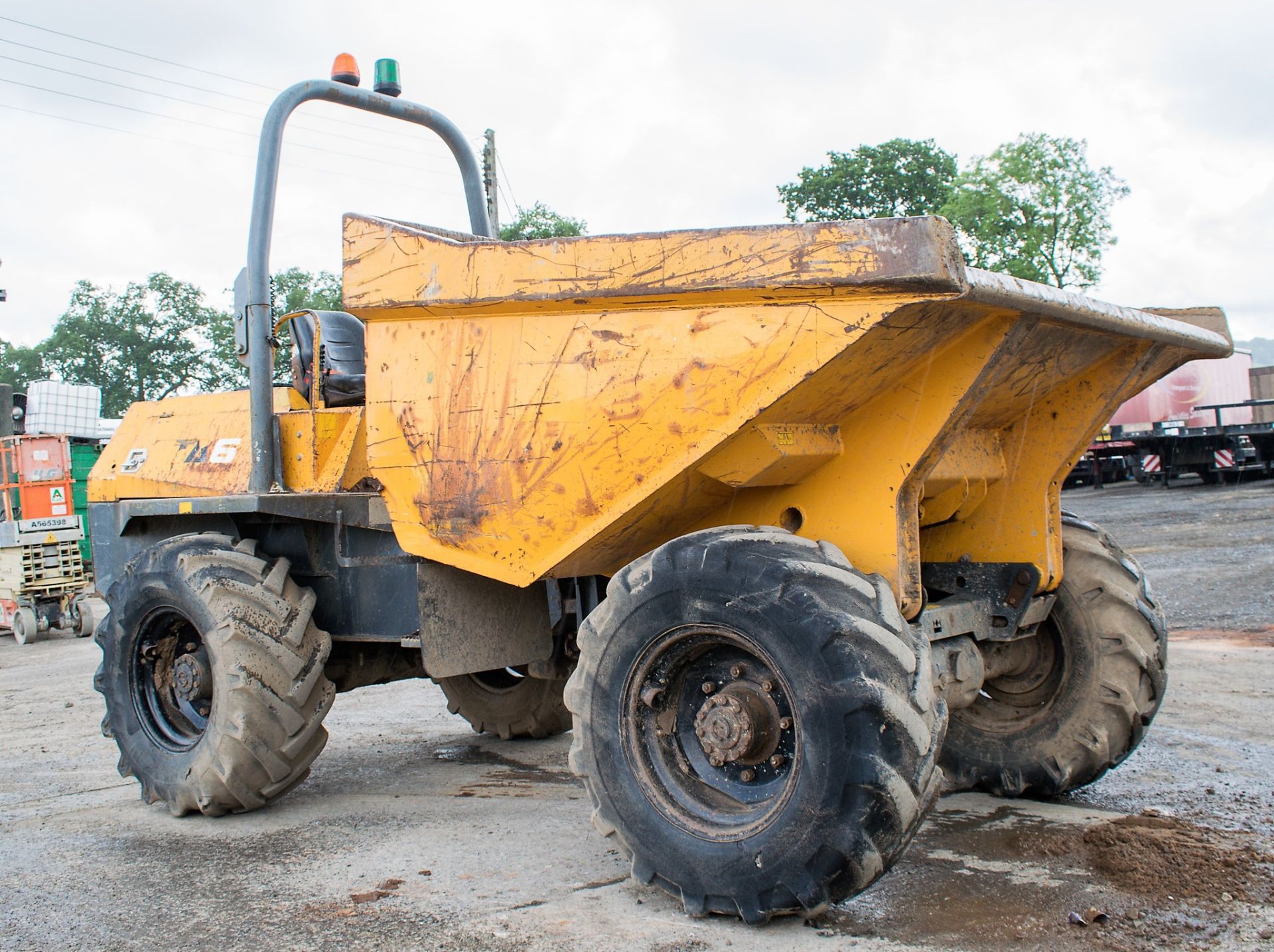 Benford Terx 6 tonne straight skip dumper Year: S/N: Recorded Hours: 2745 1840 - Image 2 of 14