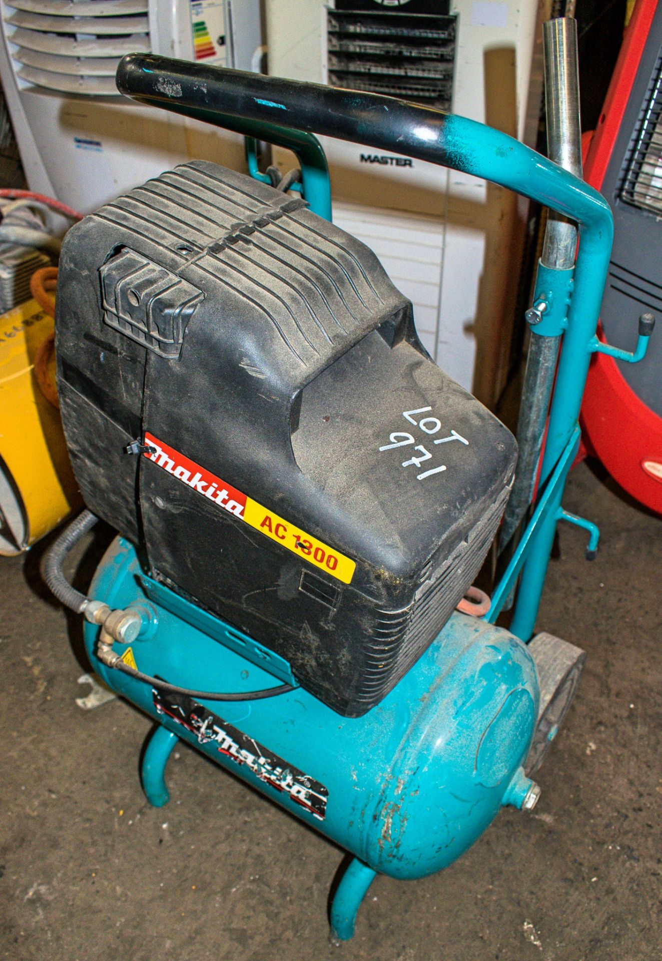 Makita AC1300 110v air compressor 03531