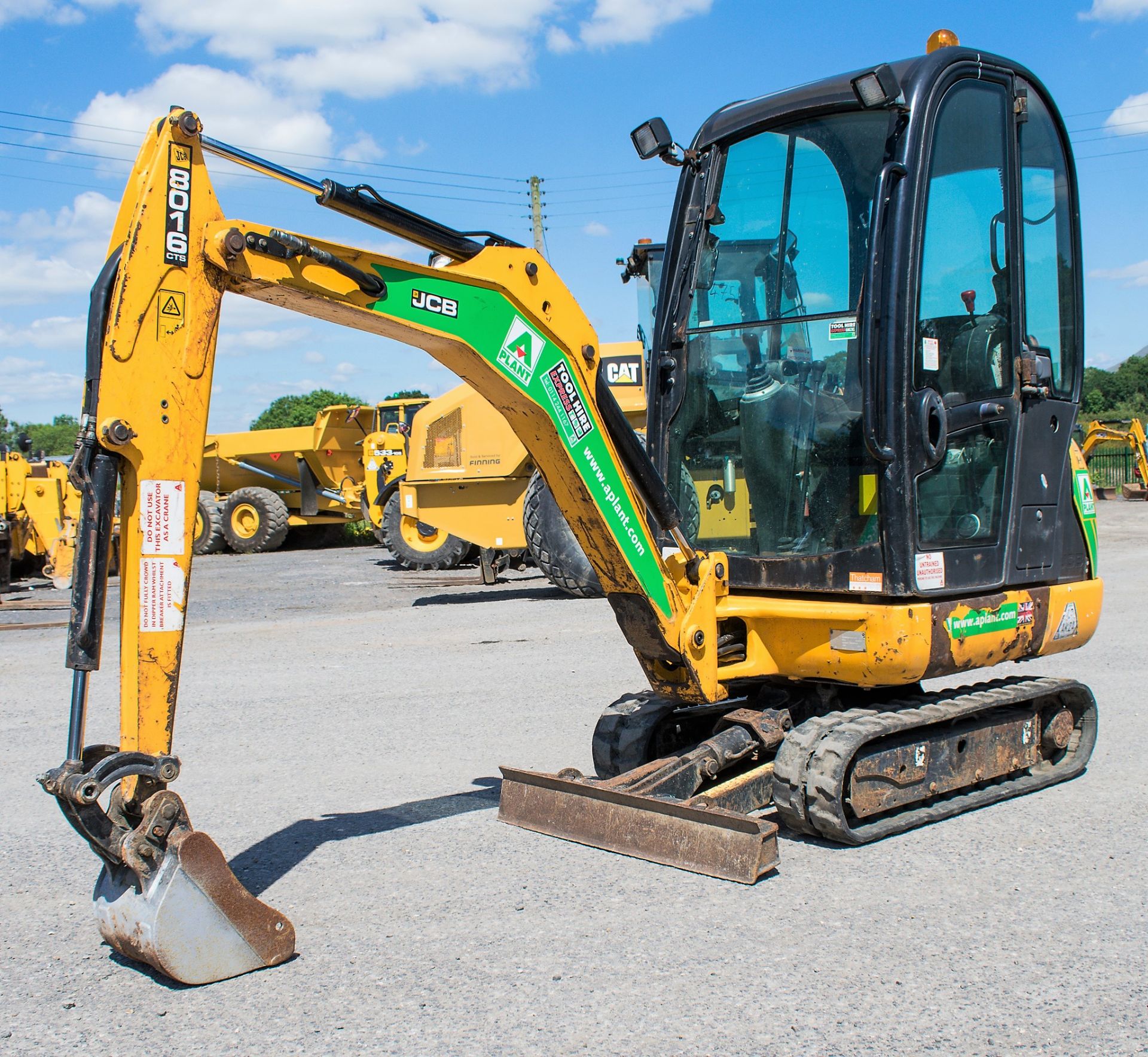 JCB 8016 CTS 1.5 tonne rubber tracked mini excavator Year: 2014 S/N: 2071574 Recorded Hours: 1396