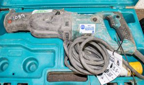 Makita 110v reciprocating saw c/w carry case A752671