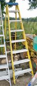 8 tread glass fibre framed step ladder A669910