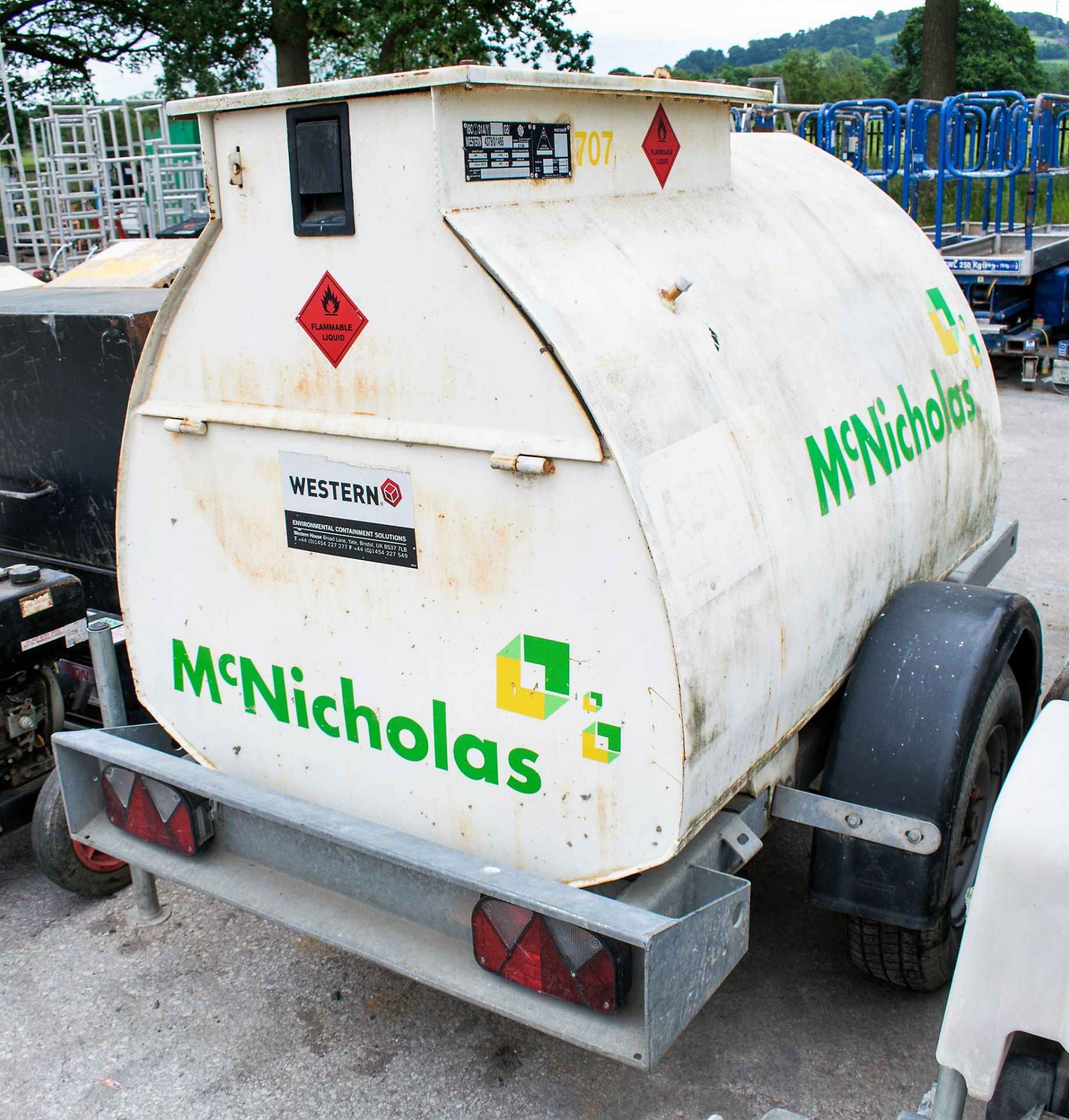 Western 950 litre fast tow bunded fuel bowser c/w hand pump, fuel delivery hose & nozzle 7707 - Image 2 of 3