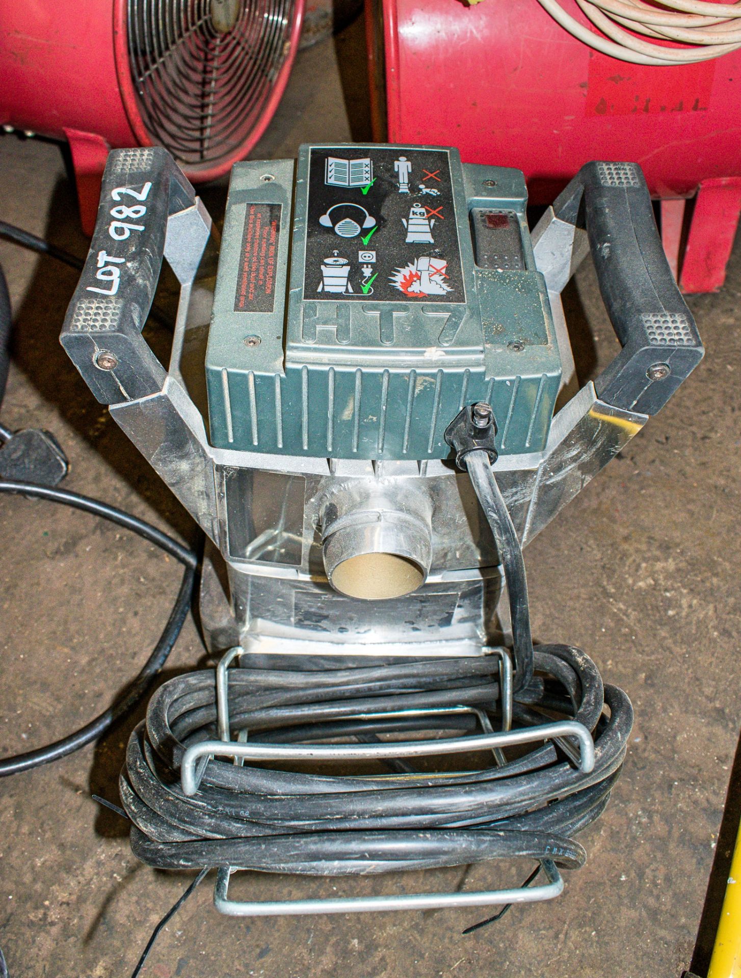 HT-7 240v edge sander A652331