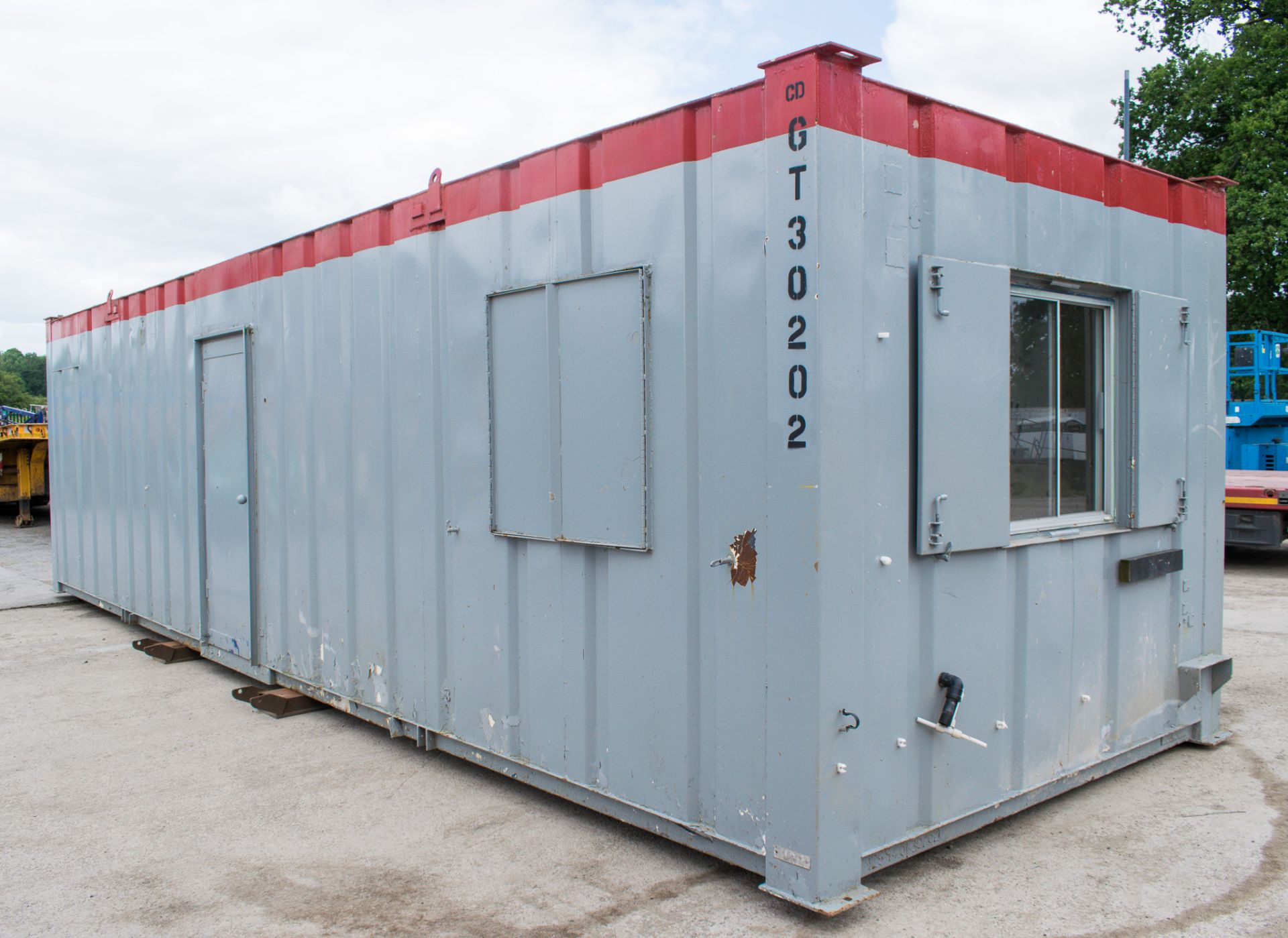 32 foot by 10 foot anti vandal steel site office  c/w sink unit and work top and hangers and bench - Image 7 of 10