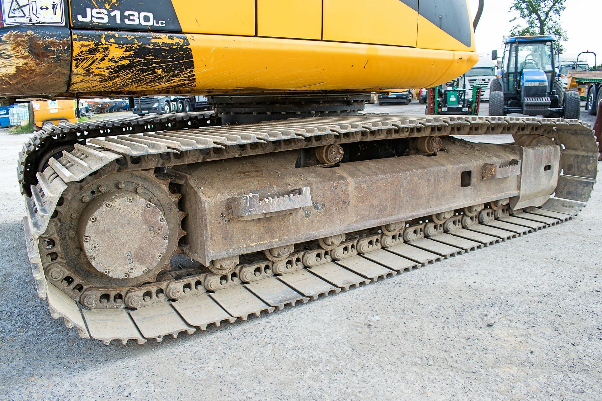 JCB JS 130 LC 13 tonne steel tracked excavator Year: 2013 Seriel Number : 1786698 Recorded hours: - Image 8 of 13