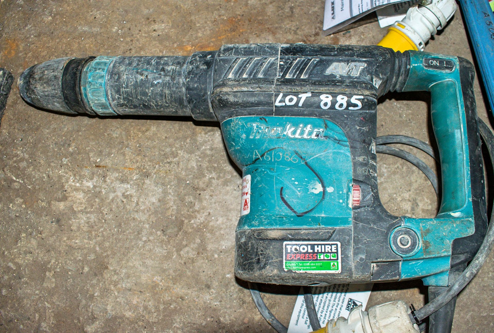 Makita 110v SDS rotary hammer drill A610868