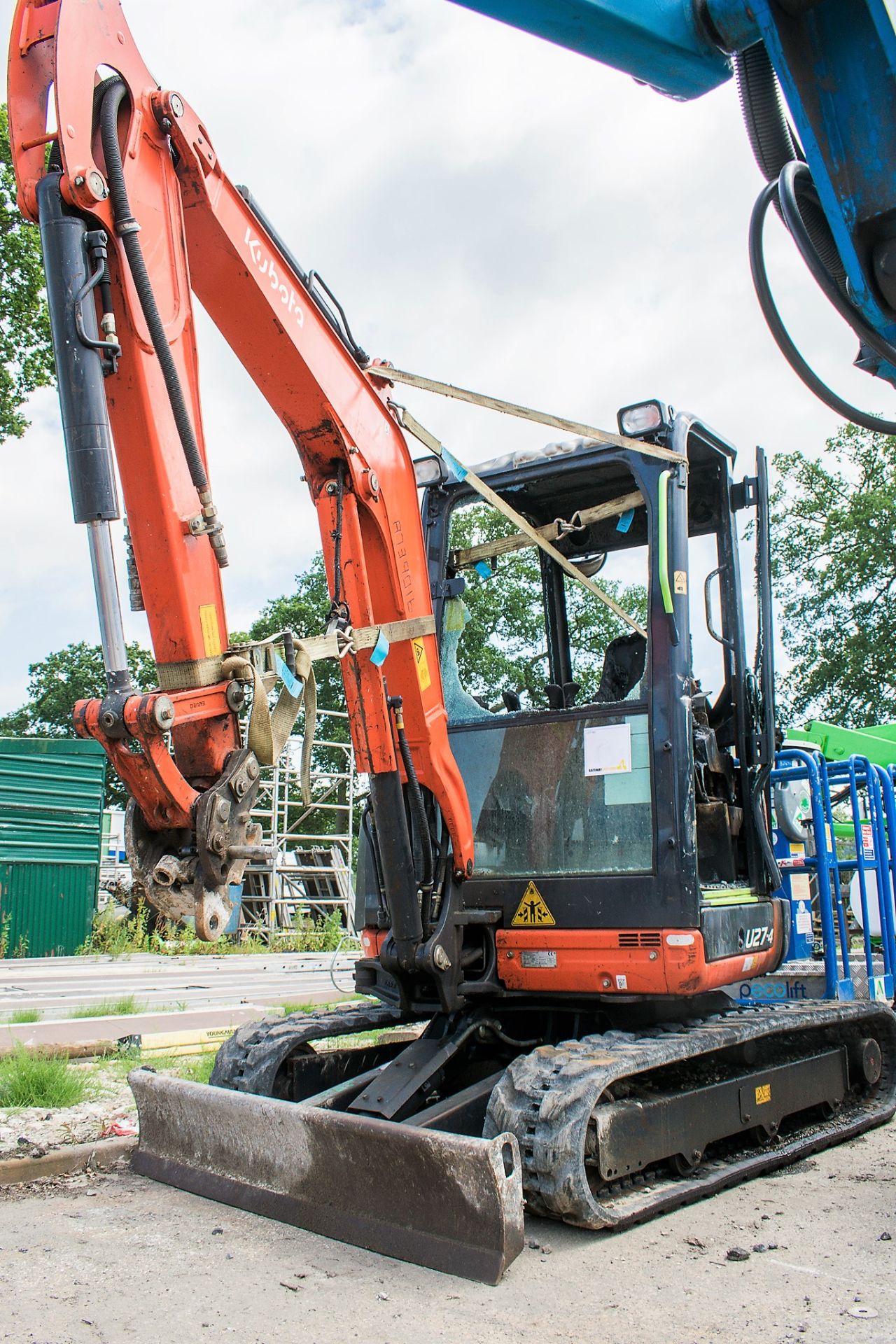 Kubota U27-4 2.8 tonne rubber tracked mini excavator Year: 2016 S/N: 58747 A739016 ** Subject to