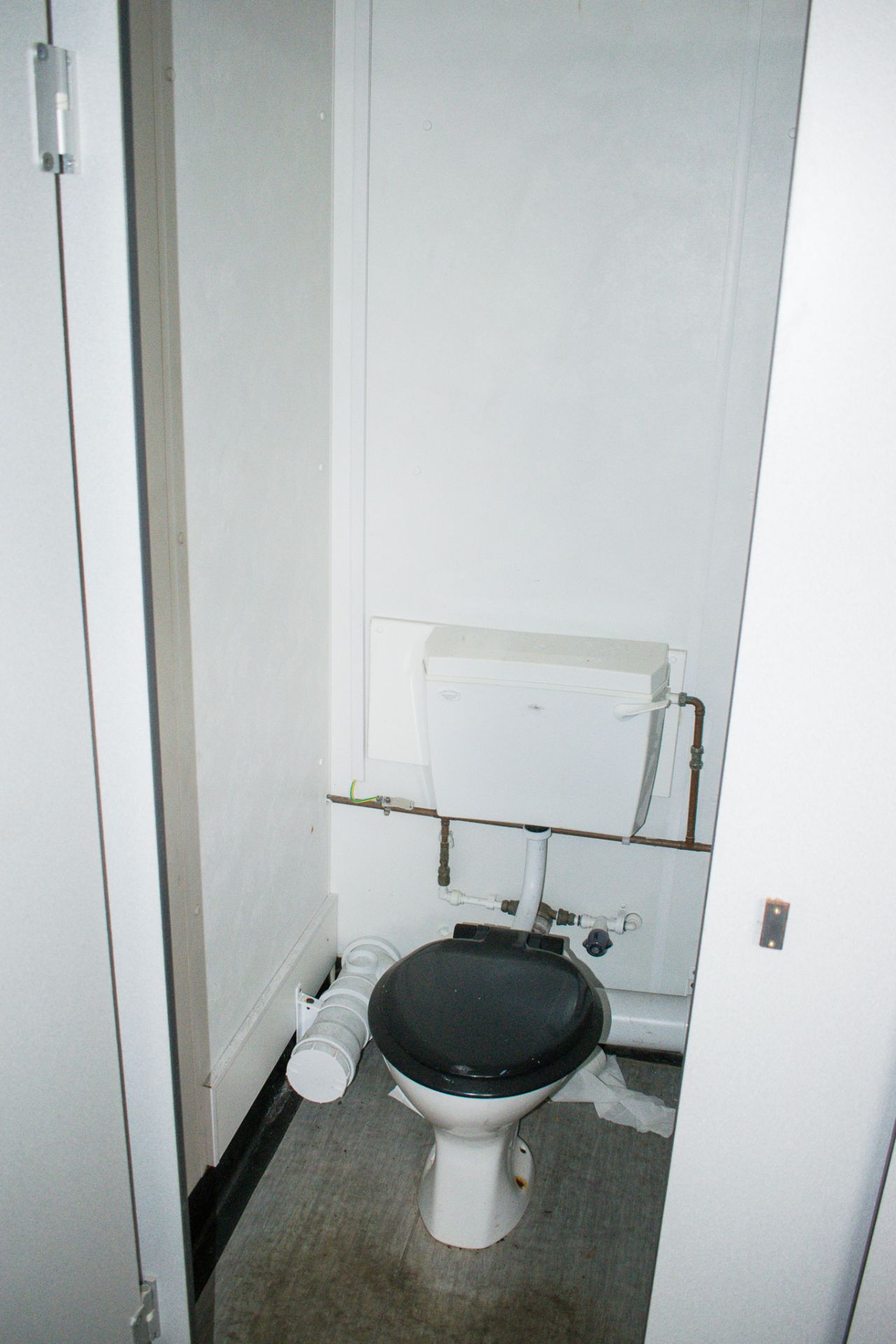 32 foot x 10 foot anti vandal canteen / toilet shower block comprising canteen with sink unit in one - Image 11 of 16