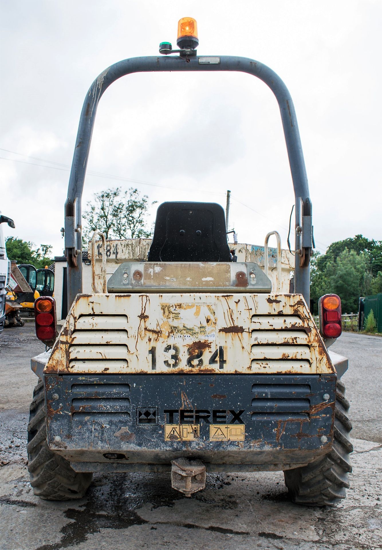 Benford Terex 3 tonne swivel skip dumper Year: 2007 S/N: E706FS217 Recorded Hours: 2849 1384 - Image 6 of 15