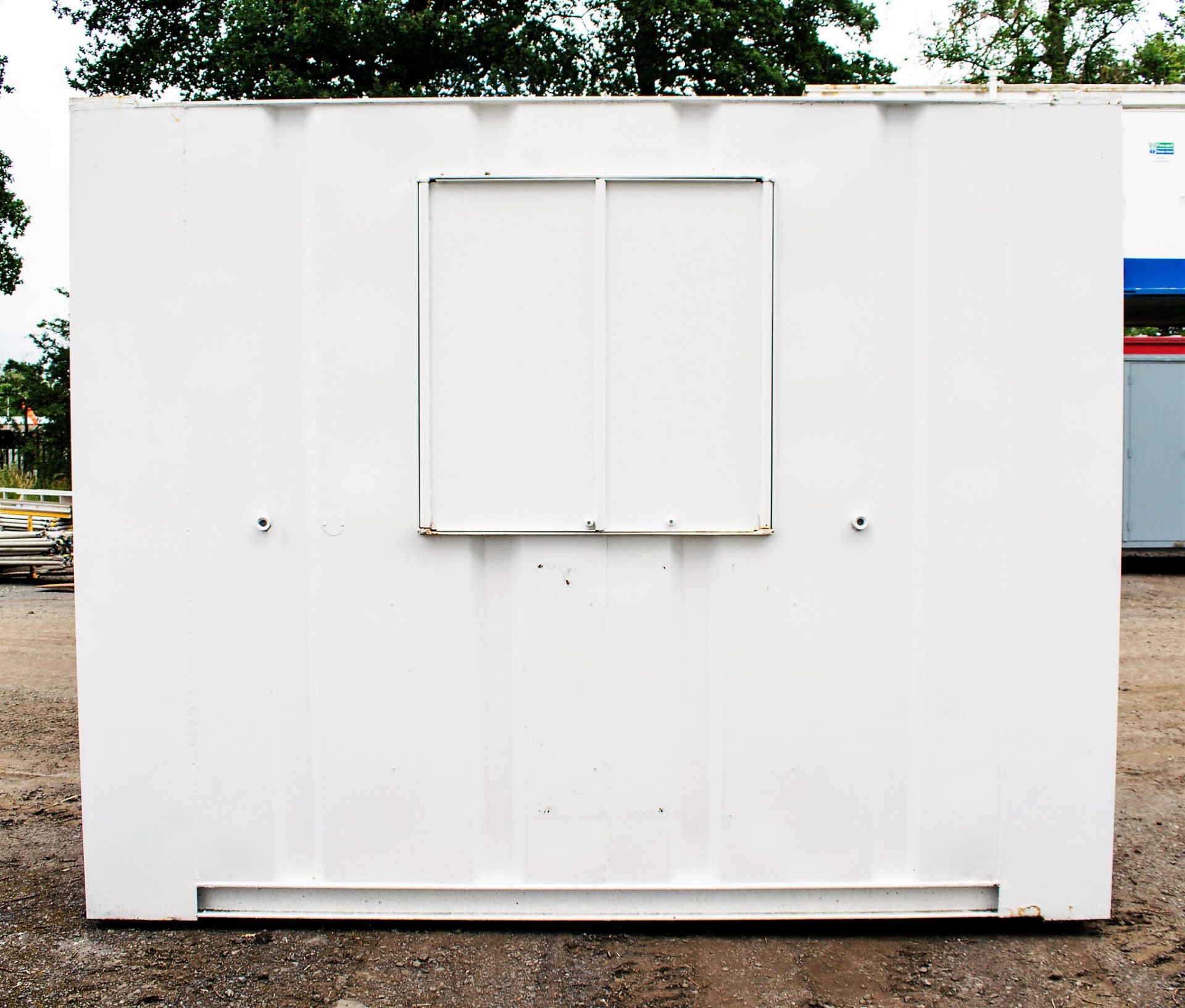 32 ft x 10 ft steel anti vandal toilet/canteen site unit Comprising of: Toilet, shower, lobby & - Image 6 of 11