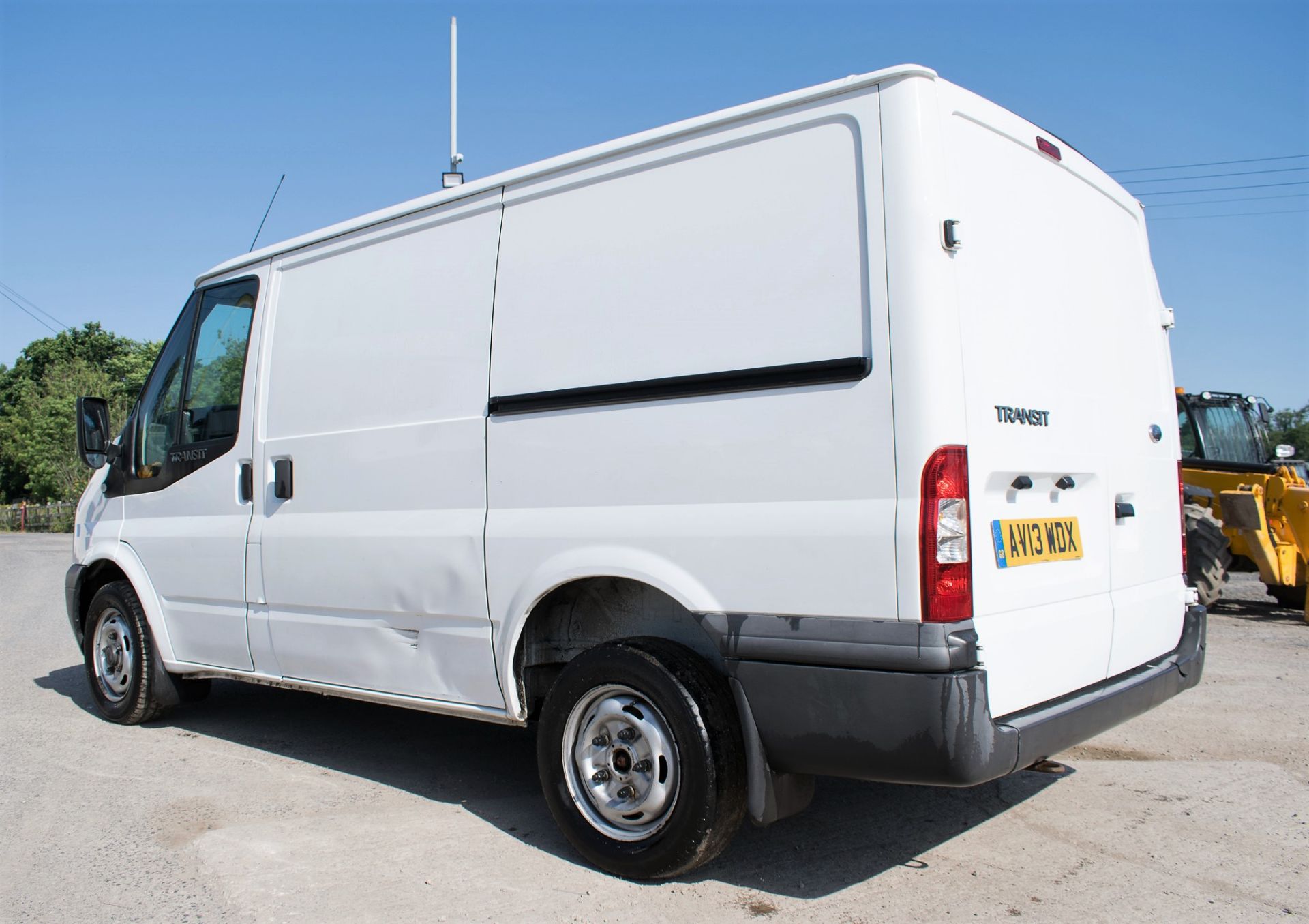 Ford Transit 100 250 SWB panel van Registration Number: AV13 WDX Date of Registration: 07/08/2013 - Image 3 of 13