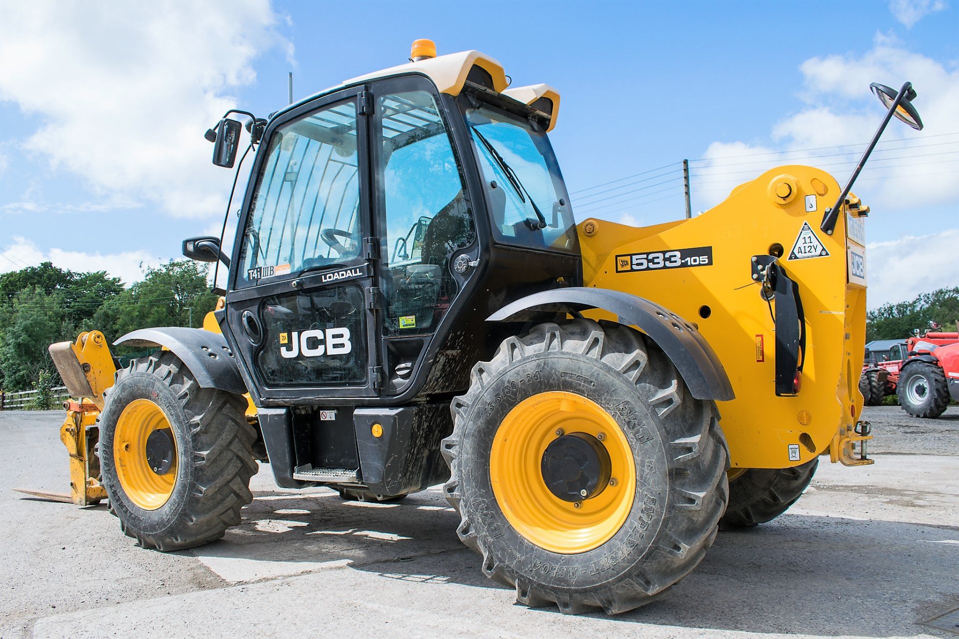 JCB 533-105 10.5 metre telescopic handler  Year: 2013 S/N: 2179534 Recorded Hours: 4392 c/w air - Image 3 of 13