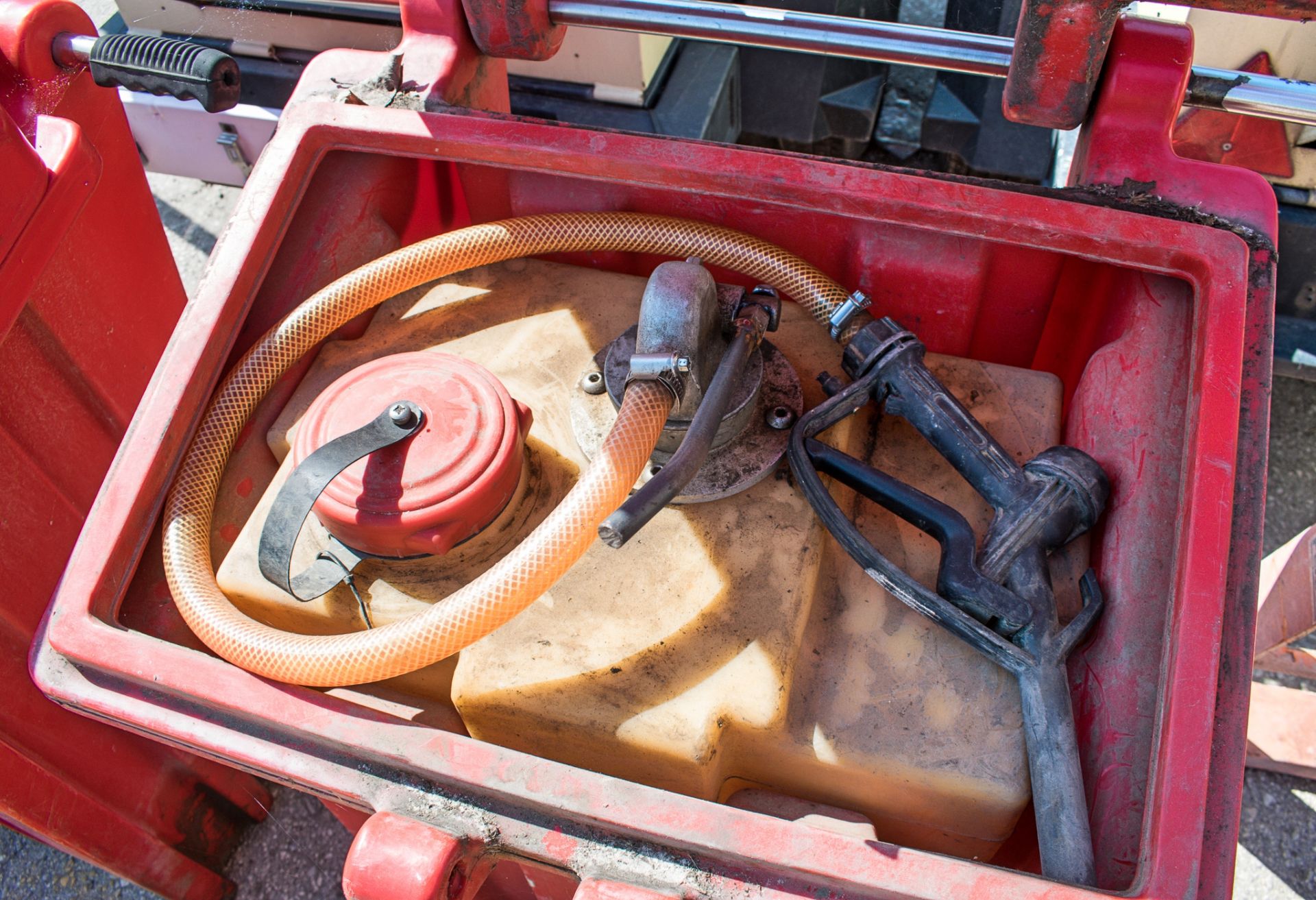 100 litre mobile fuel bowser A446805 - Image 2 of 2