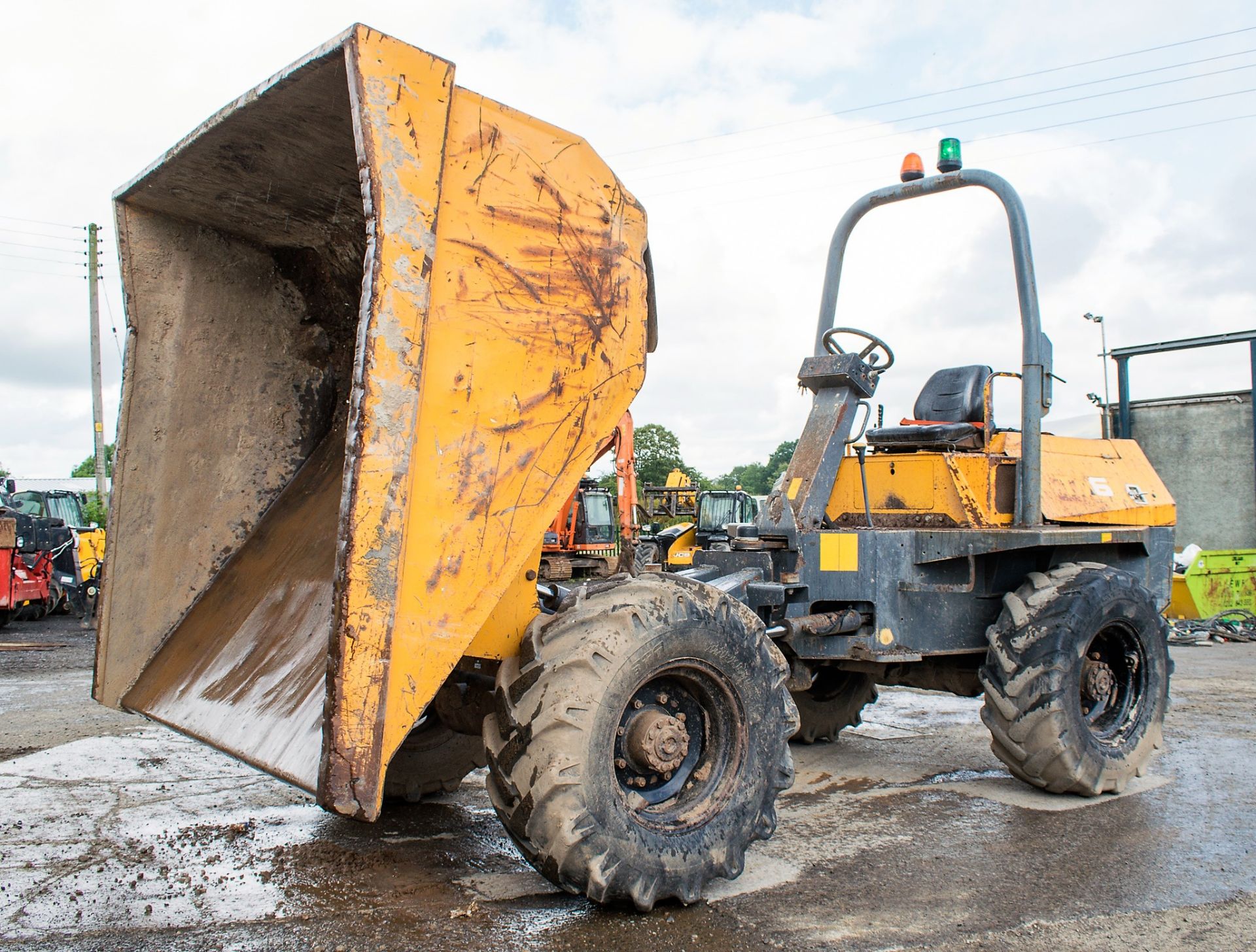 Benford Terx 6 tonne straight skip dumper Year: S/N: Recorded Hours: 2745 1840 - Image 7 of 14