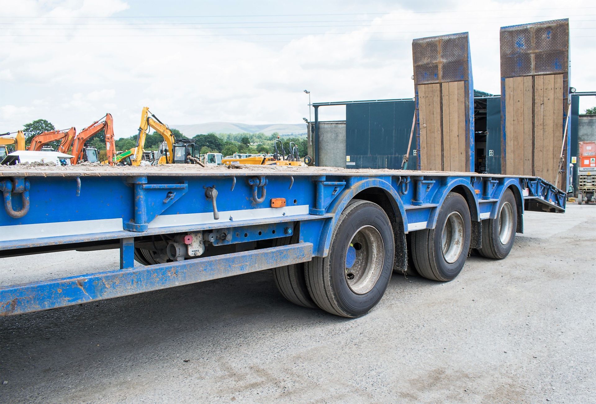 King GTS 44 tri axle step frame low loader trailer Year: 2012 S/N: KT10056 Ministry Number: - Image 6 of 11