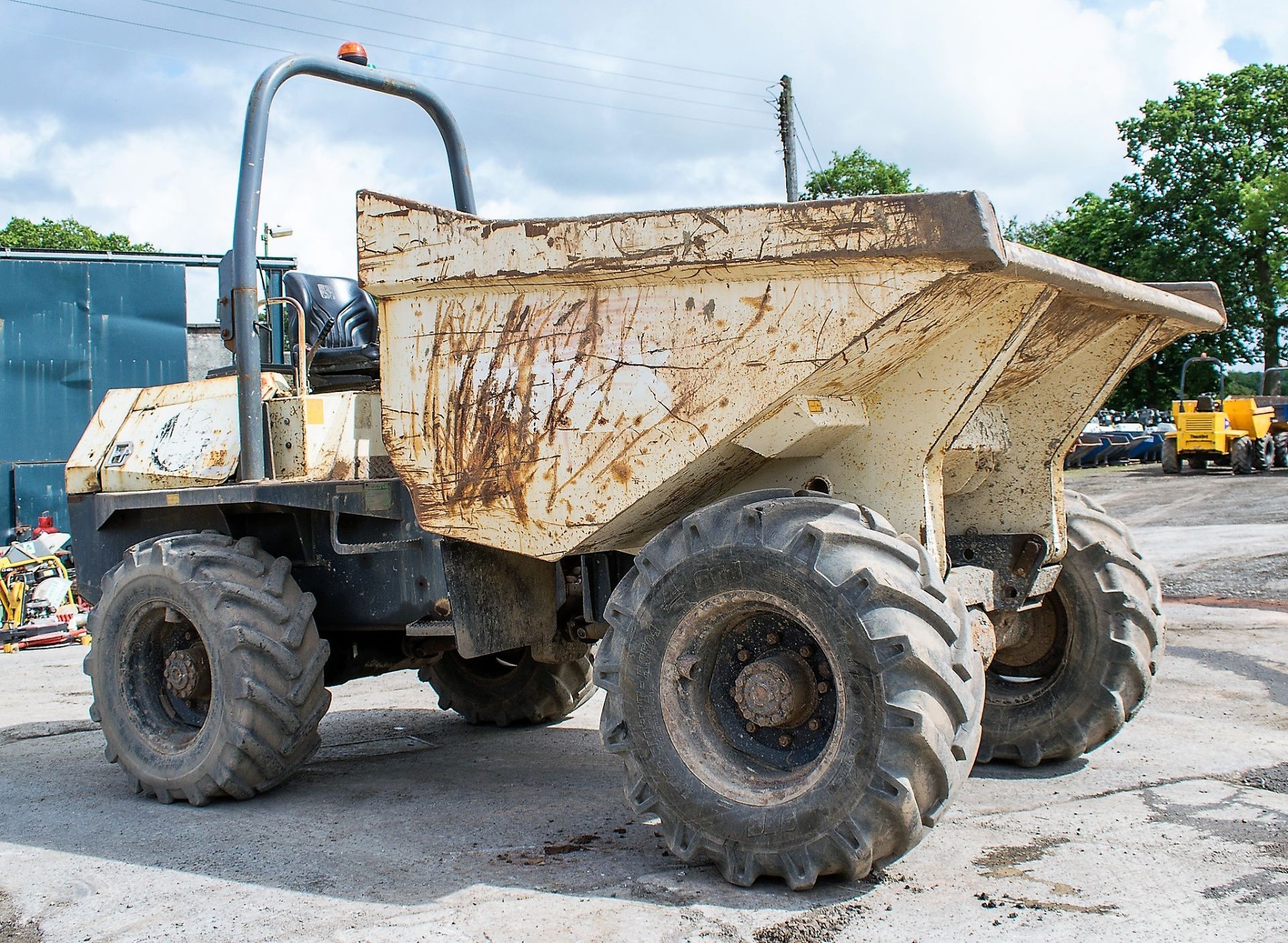 Terex 6 tonne straight skip dumper Year: 2008 S/N: E803FW191 Recorded Hours: 2835 - Image 2 of 15