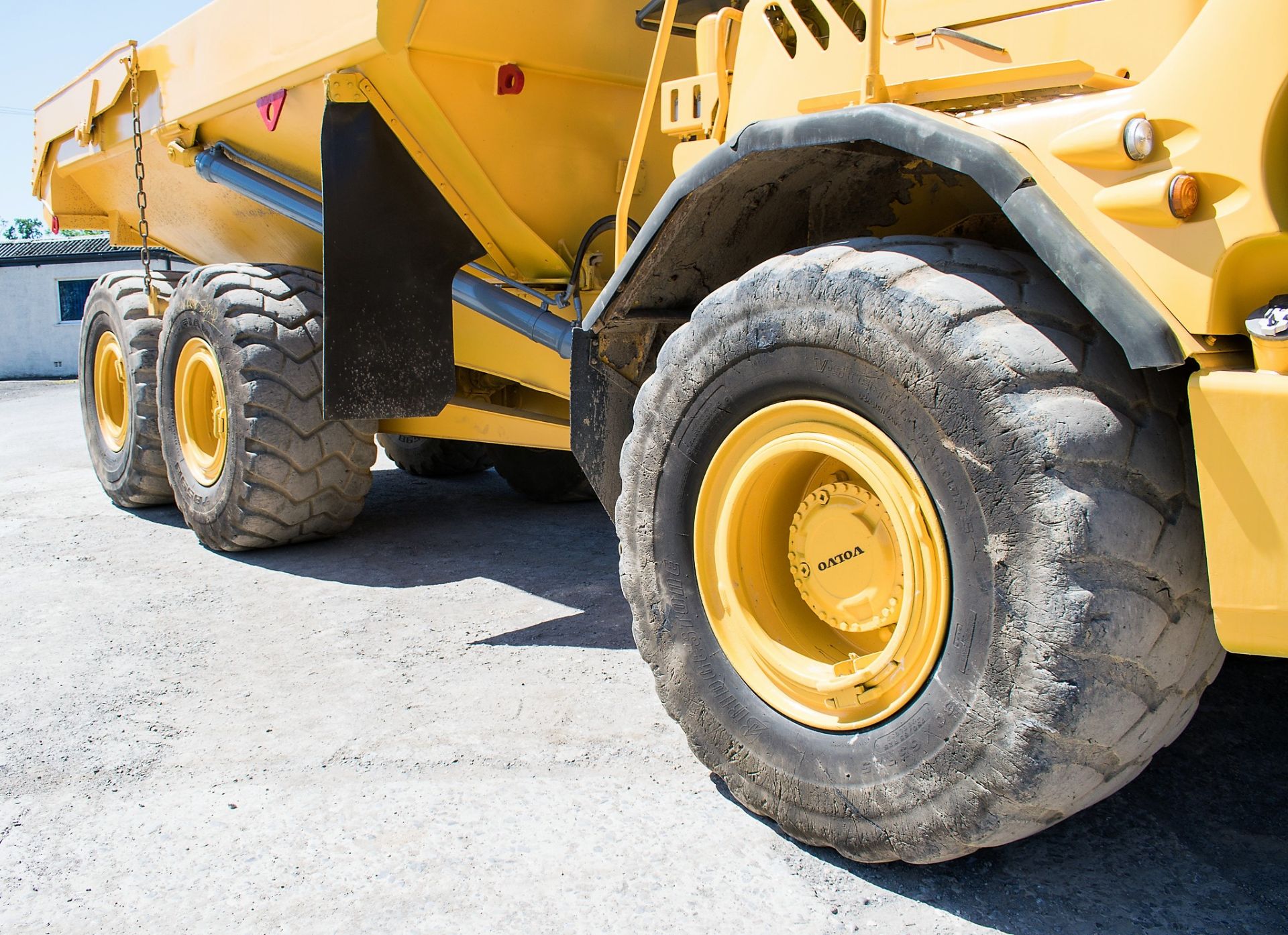 Volvo A30D 30 tonne 6 wheel articulated dump truck Year: 2002 S/N: AD30DV10152 Recorded Hours: 16644 - Image 10 of 17