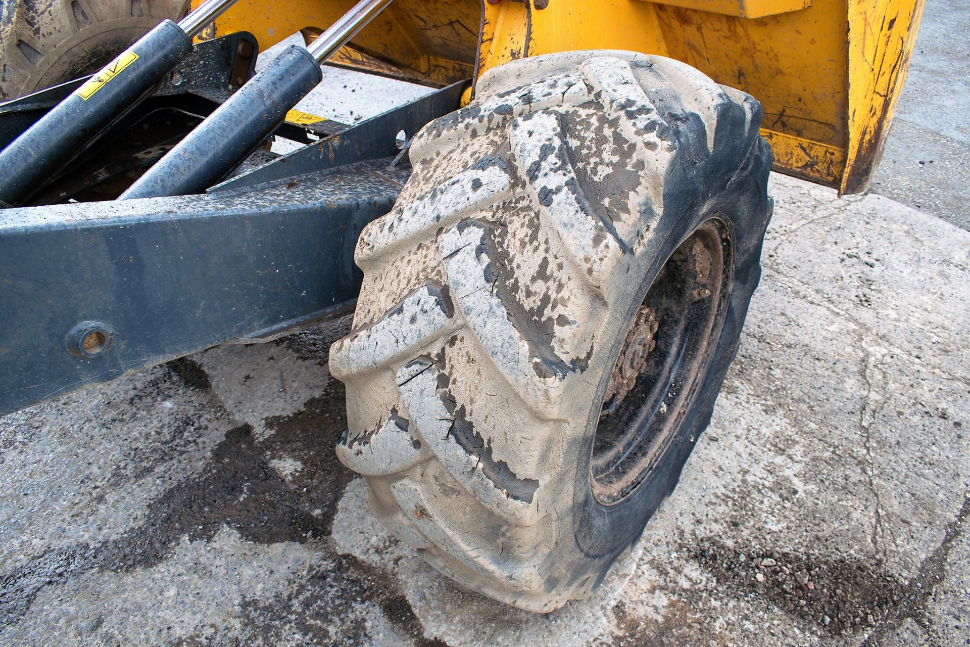 Benford Terx 6 tonne straight skip dumper Year: S/N: Recorded Hours: 2745 1840 - Image 11 of 14