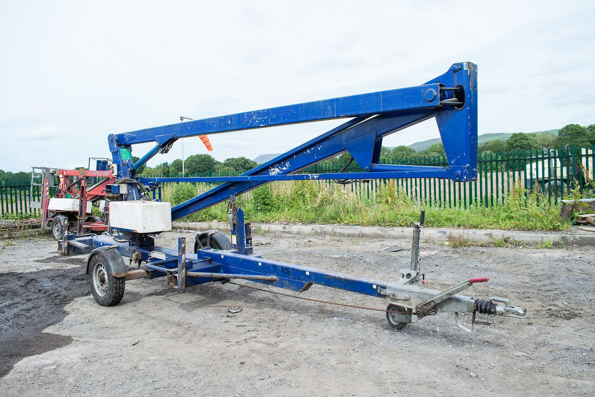 Nifty 120ME battery electric fast tow boom lift Year: 2003 S/N: 10947 ** No basket ** - Image 2 of 7