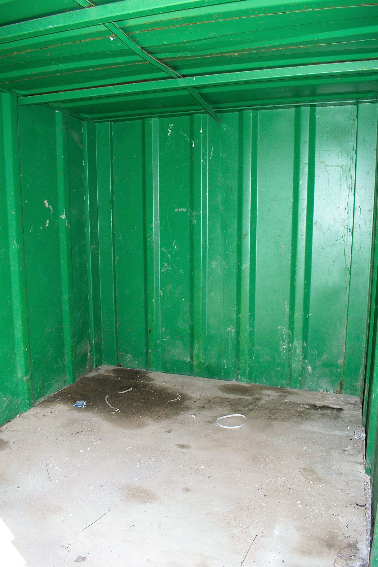 10 ft x 8 ft steel store site unit c/w keys A541938 - Image 7 of 8