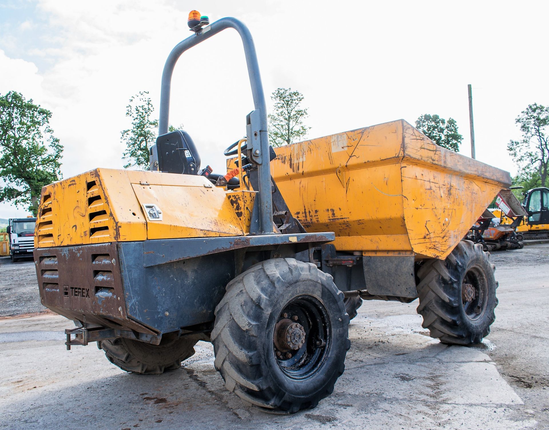 Benford Terex 6 tonne straight skip dumper Year: 2007 S/N: E701FW097 Recorded Hours: 4429 1970 - Image 4 of 15