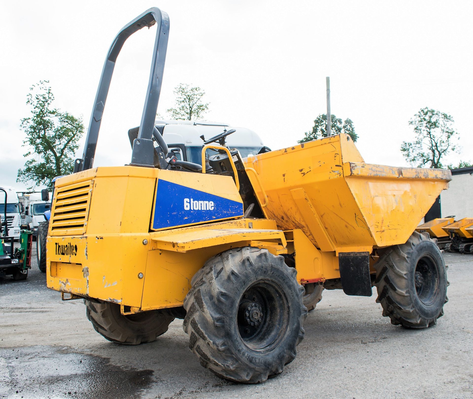 Thwaites 6 tonne straight skip dumper Year: 2005 S/N: 7A7418 Recorded Hours: 4287 1898 - Image 4 of 13