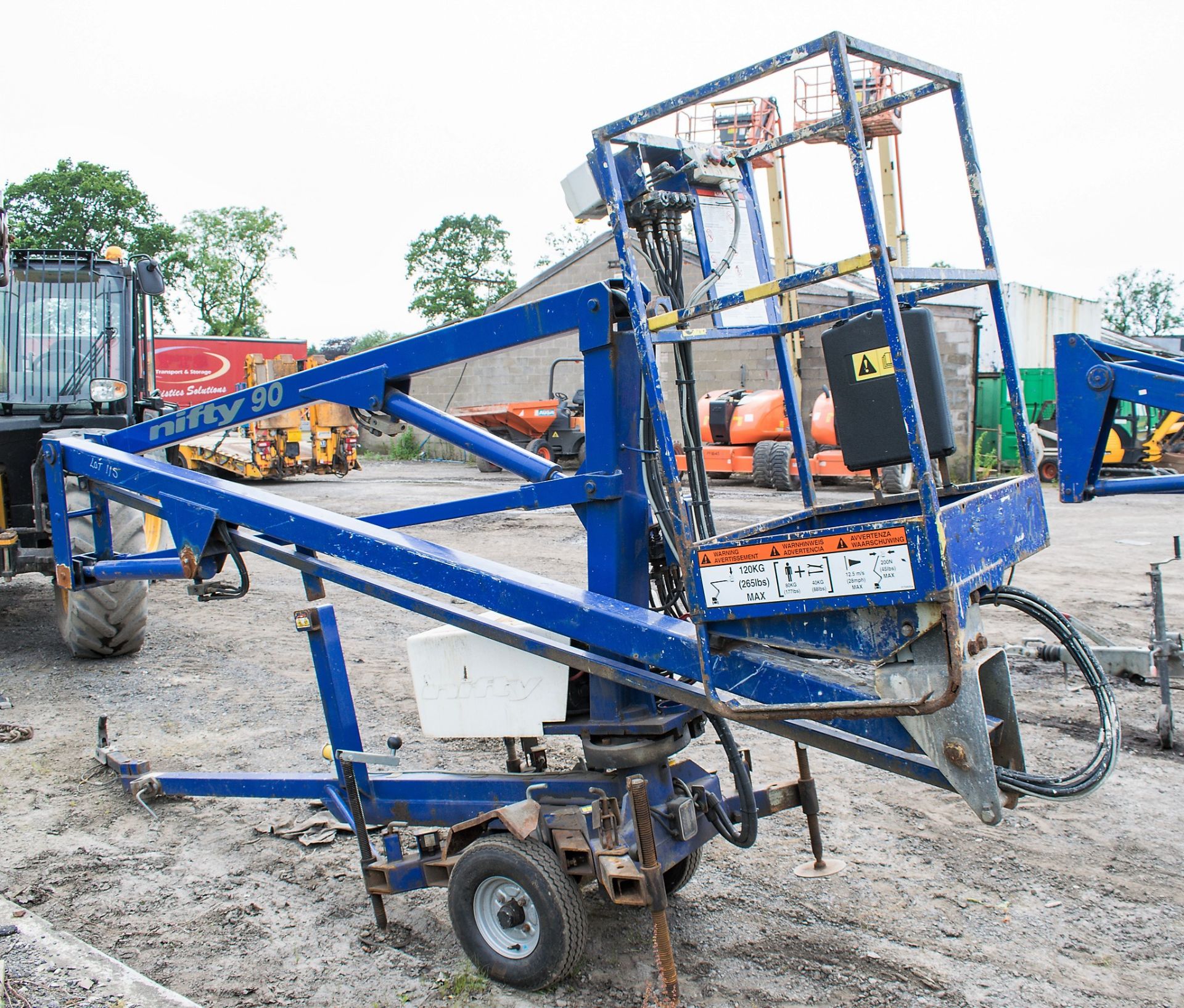 Nifty 90ME battery electric fast tow boom lift Year: 2008 S/N: 18826 - Image 3 of 7