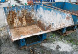 Steel tipping skip A689517