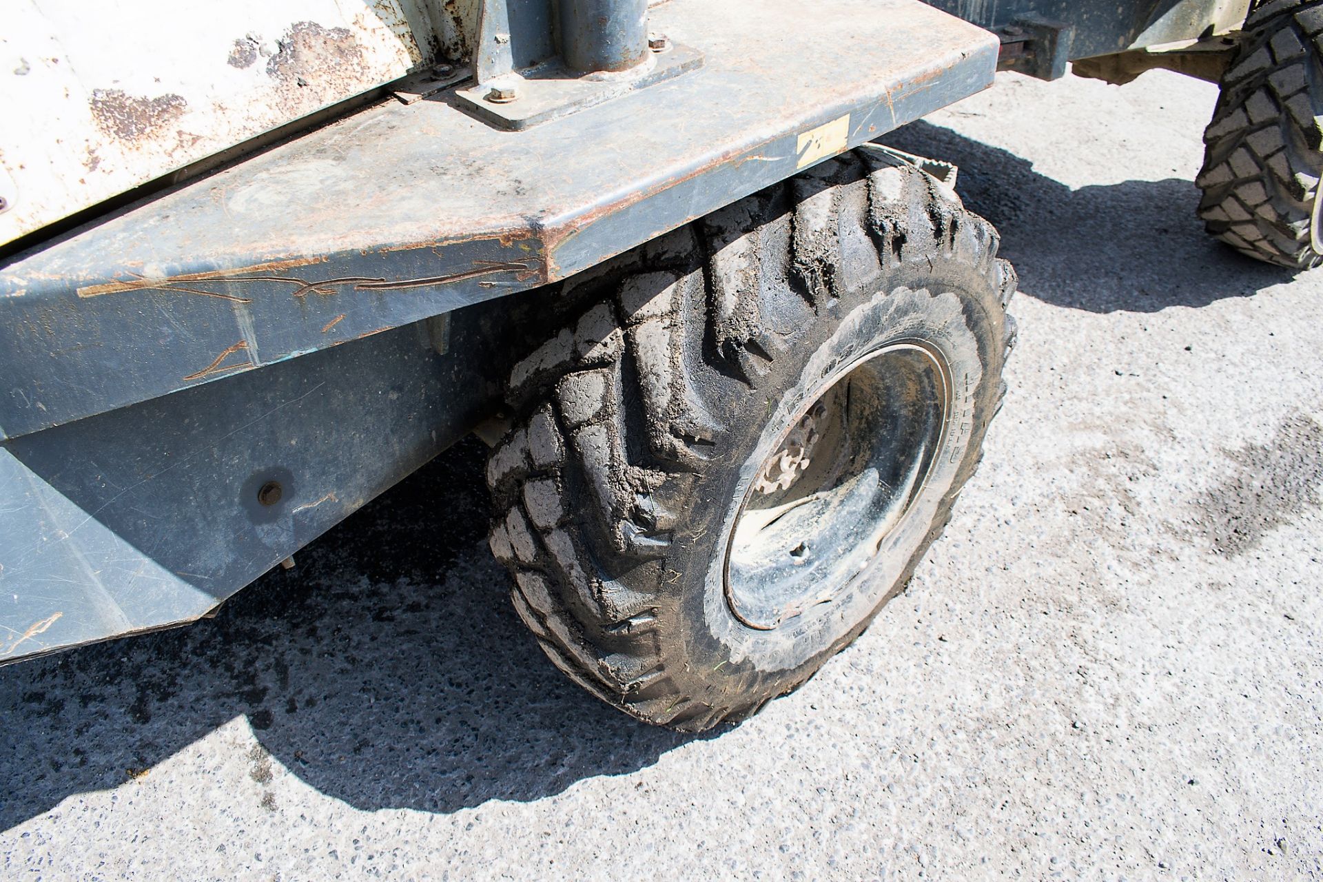 Benford Terex 3 tonne swivel skip dumper Year: 2007 S/N: E704FS153 Recorded Hours: 3931 D1376 - Image 11 of 15